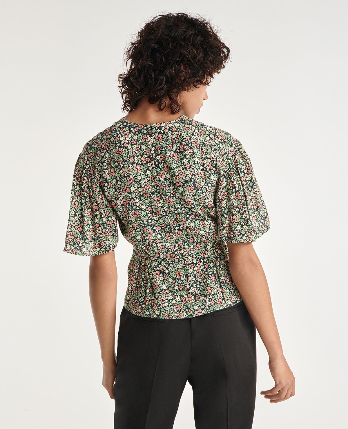 Flowing Frilly Top With Floral Print | Women | Green