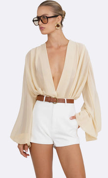 Gia Short | White