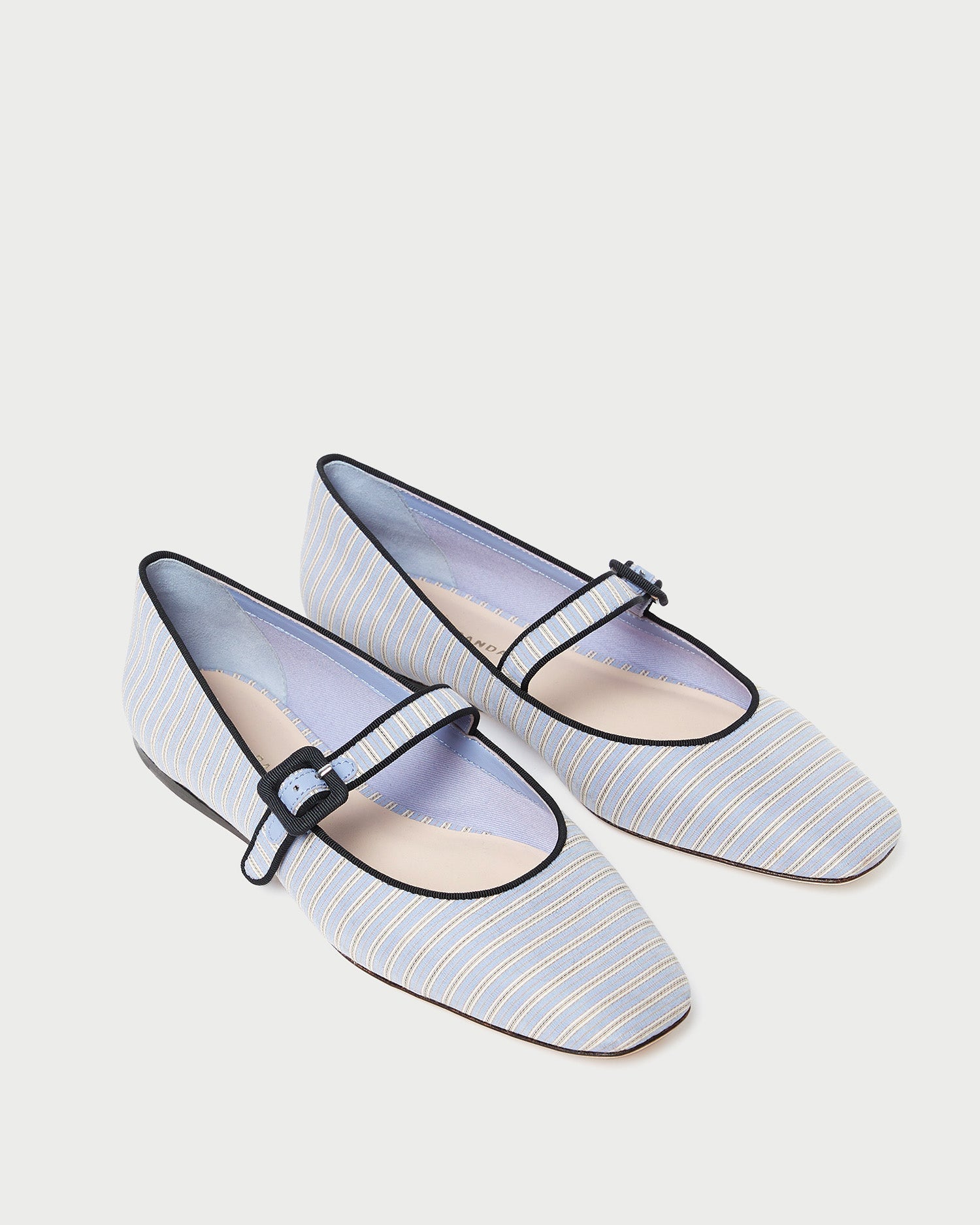 Color: Blue/Cream Stripe