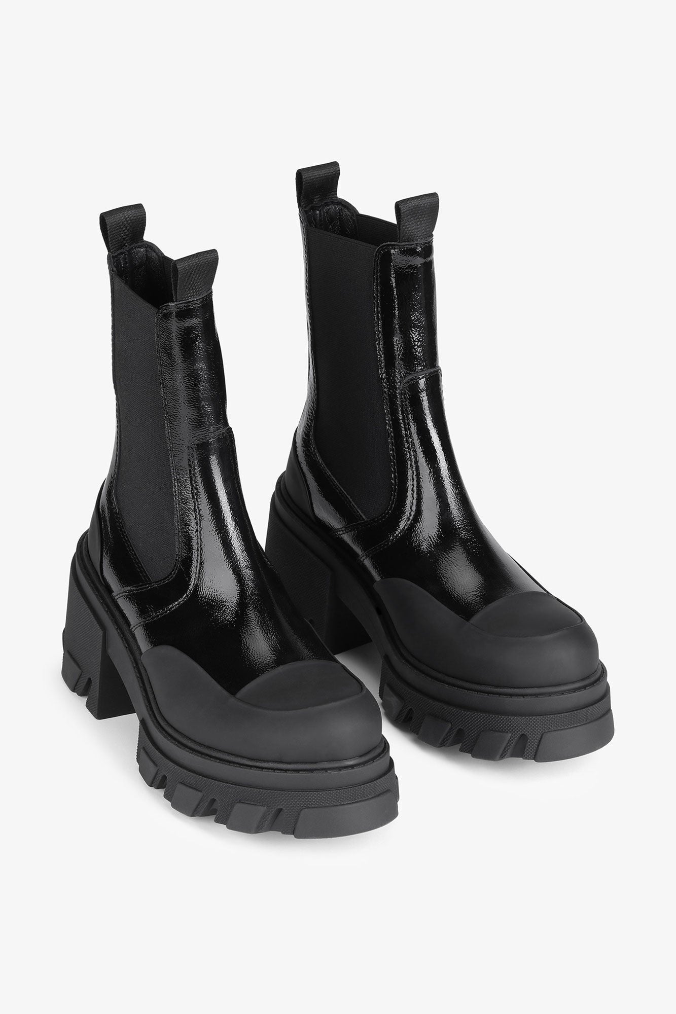 Glossy Cleated Chelsea Boots | Black (V1)