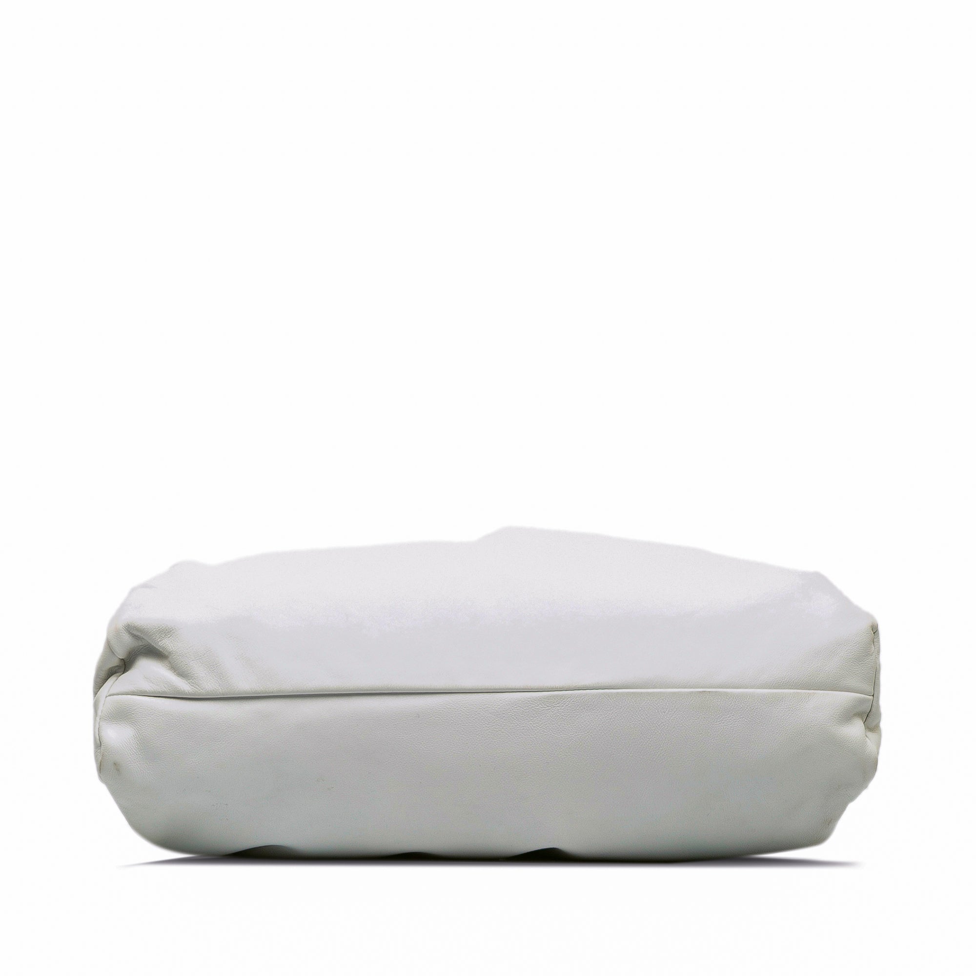 Bottega Veneta | Pre-Owned Lambskin The Shoulder Pouch - II | White