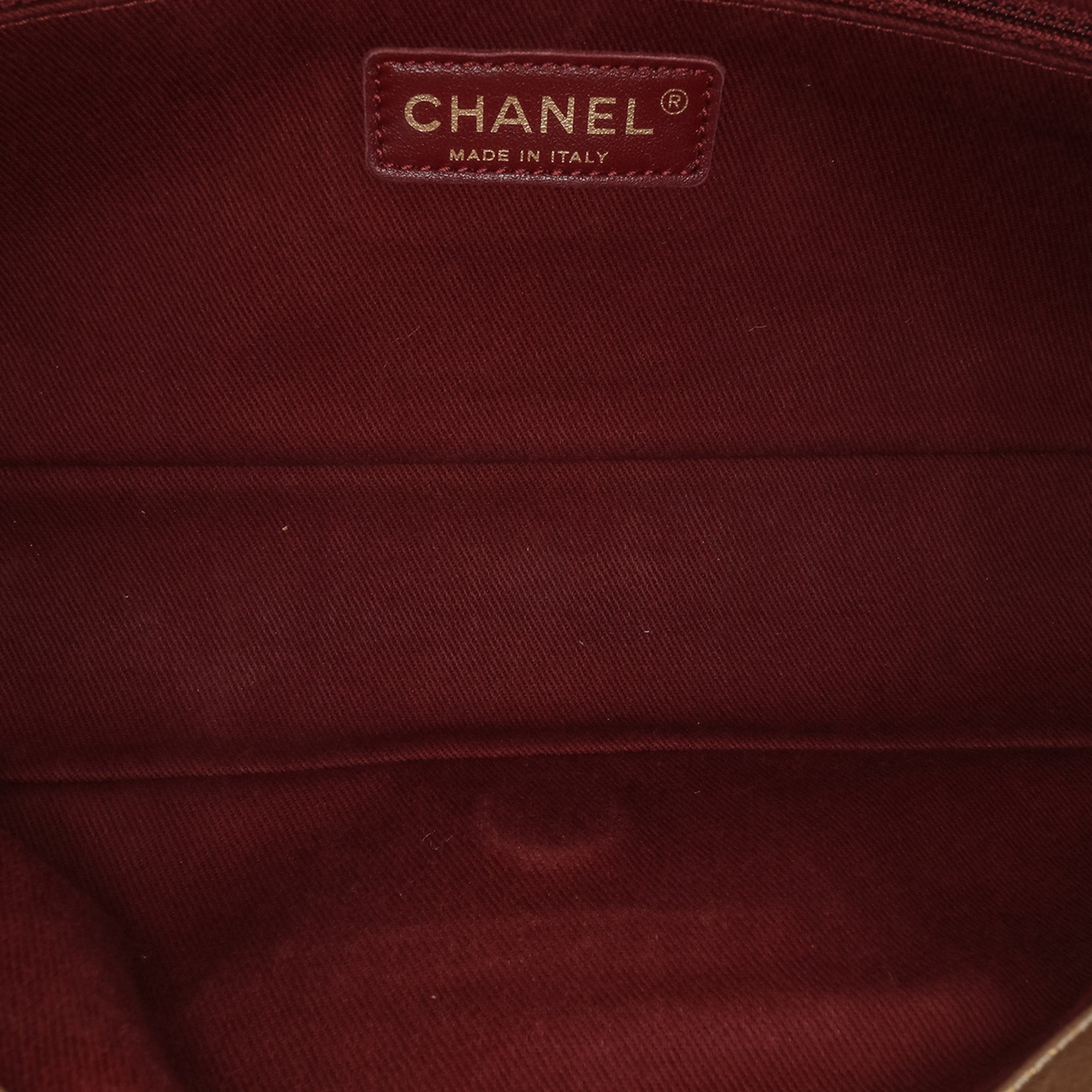 Chanel | Pre-Owned Medium Quilted Aged Calfskin Pondichery Flap | Gold