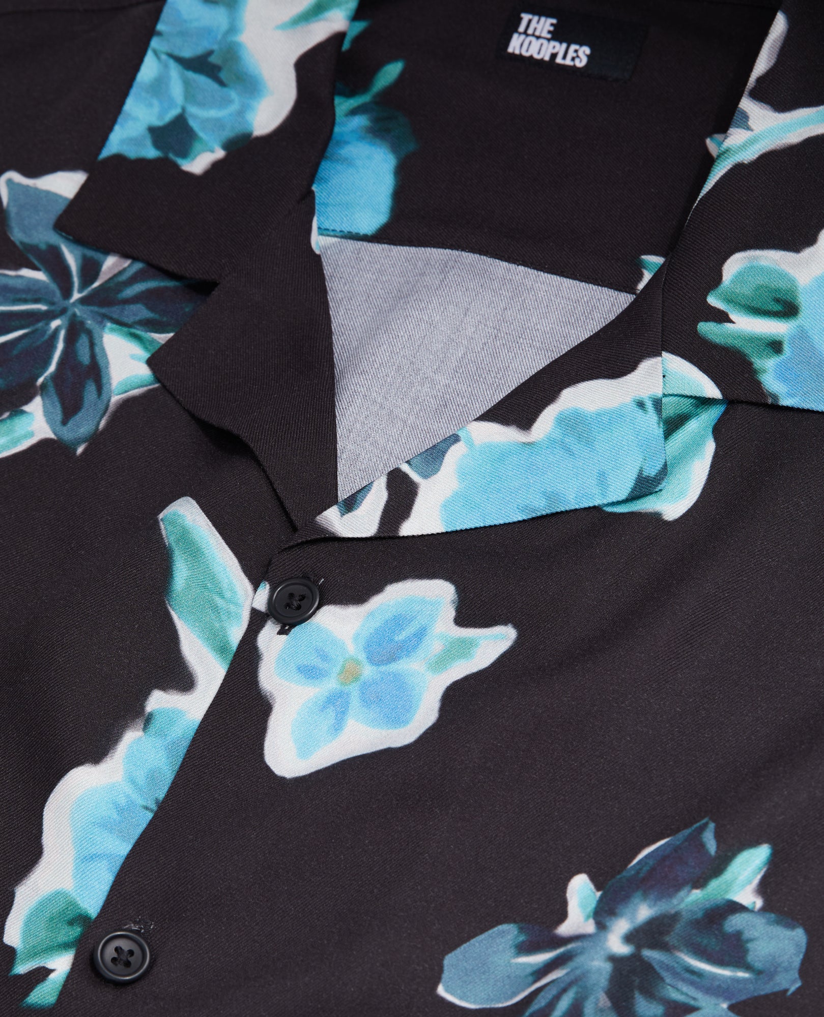 Printed Short Sleeved Shirt | Men | Black Blue