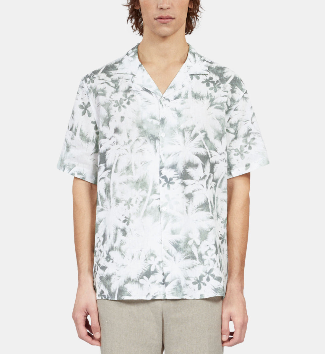 Light Green Palm Tree Print Short Sleeve Shirt | Men | White x Khaki