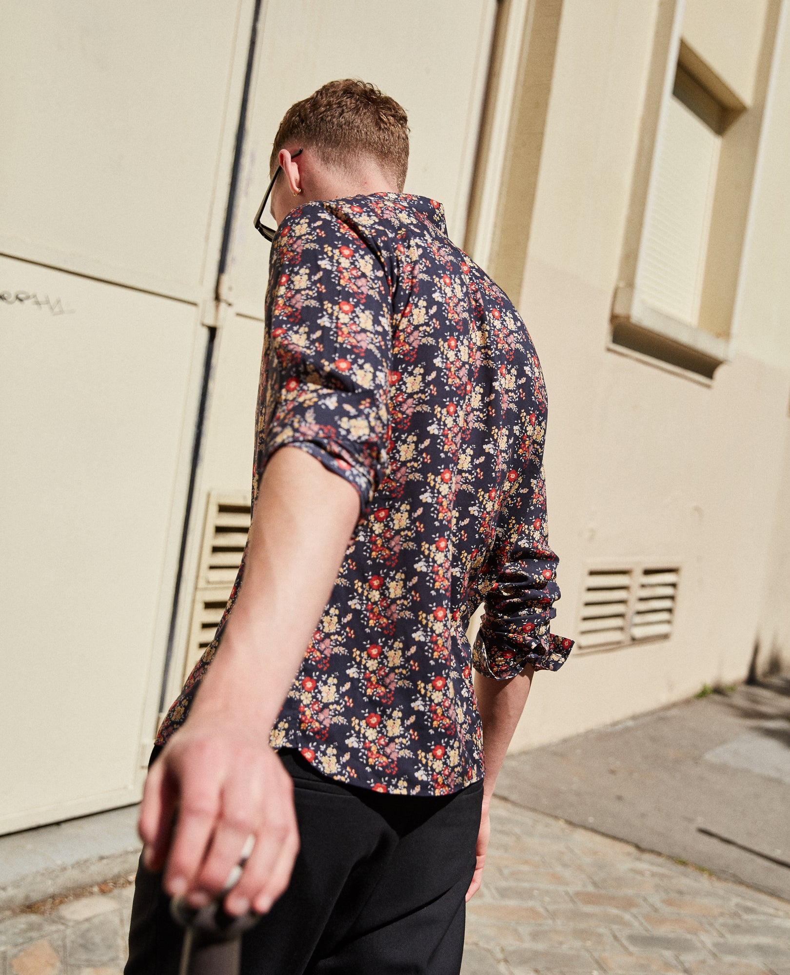 Blue Floral Long Slim-Fit Shirt | Men | Black x Red x Yellow