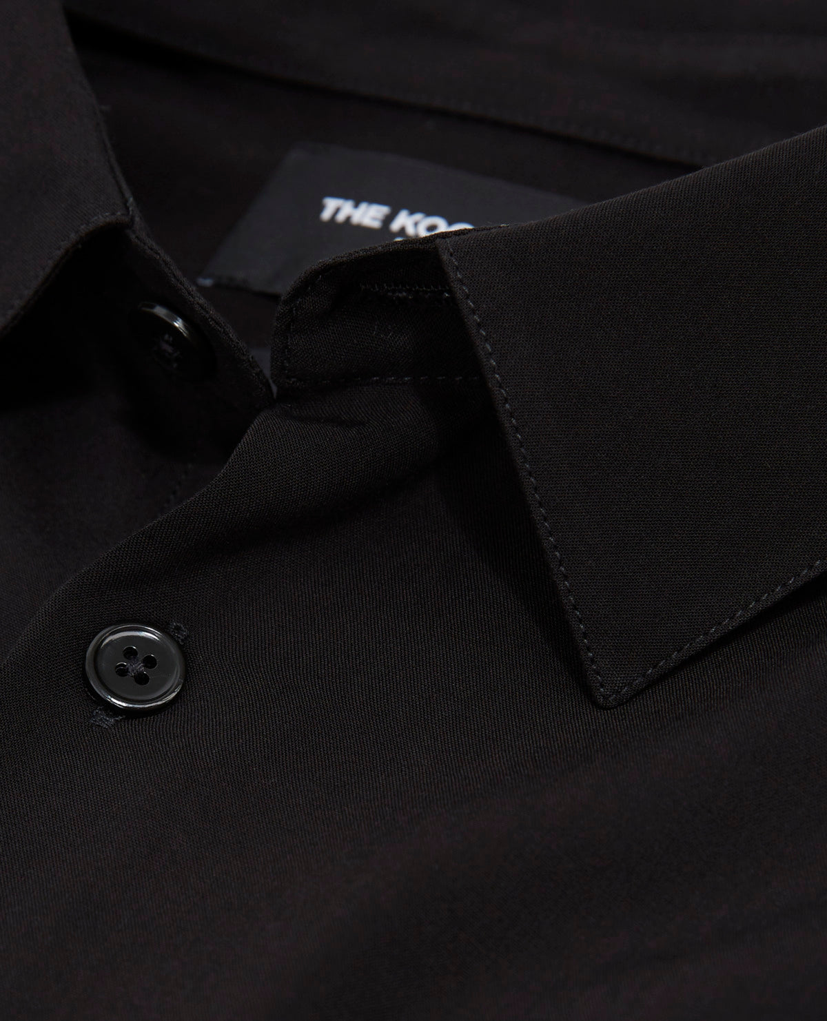 Classic-Collar Shirt | Men | Black