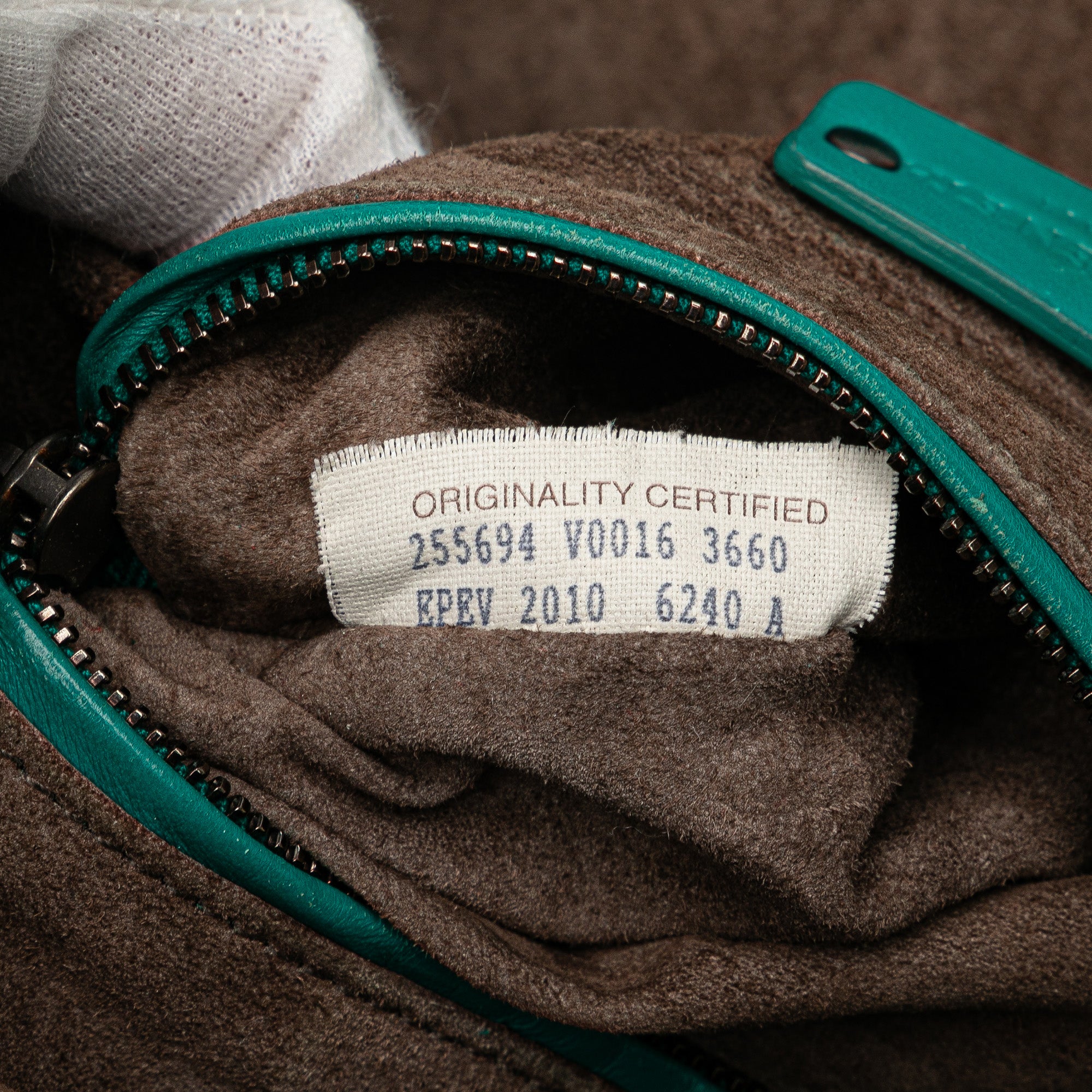 Bottega Veneta | Pre-Owned Nappa Intrecciato Cube Shoulder Bag | Blue/Turquoise