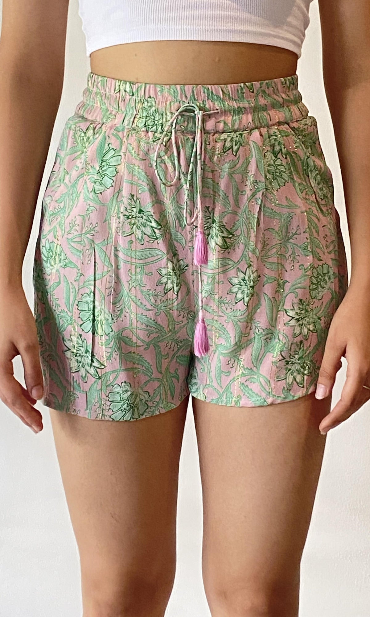 Womens | Inv Viscose Moss Crepe Shorts | Pink Green