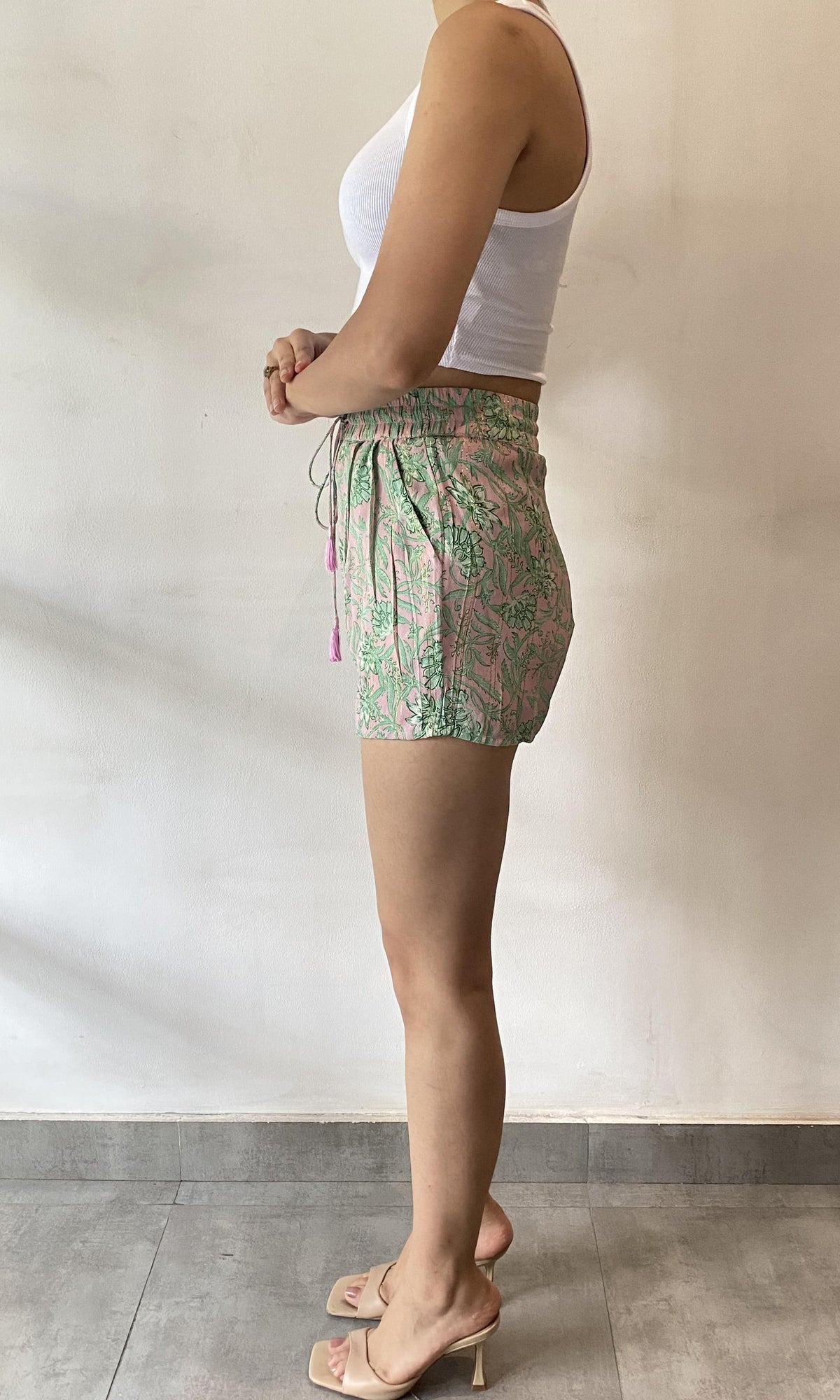 Womens | Inv Viscose Moss Crepe Shorts | Pink Green