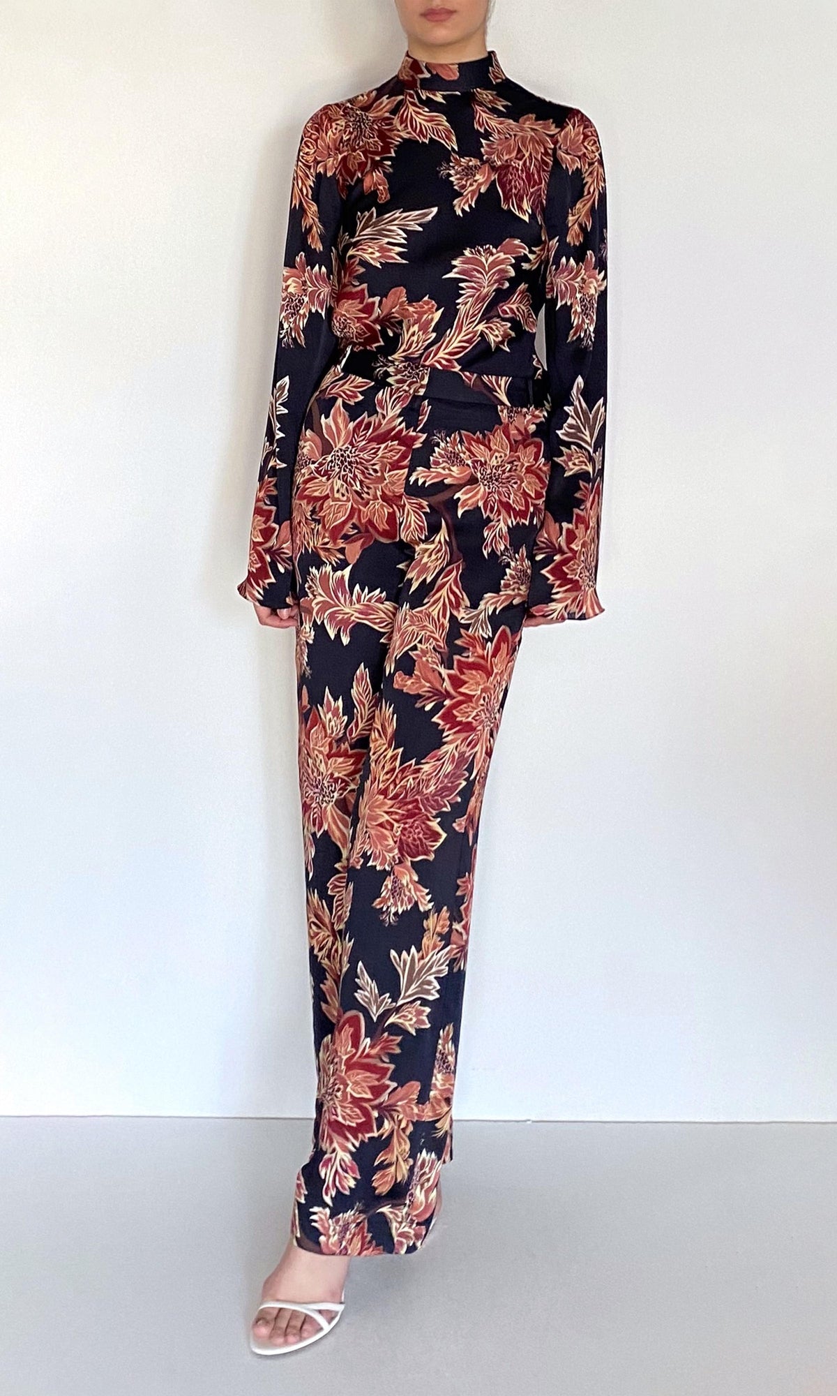 Womens | Johi Viscose Satin Straight Pants | Black Floral Print