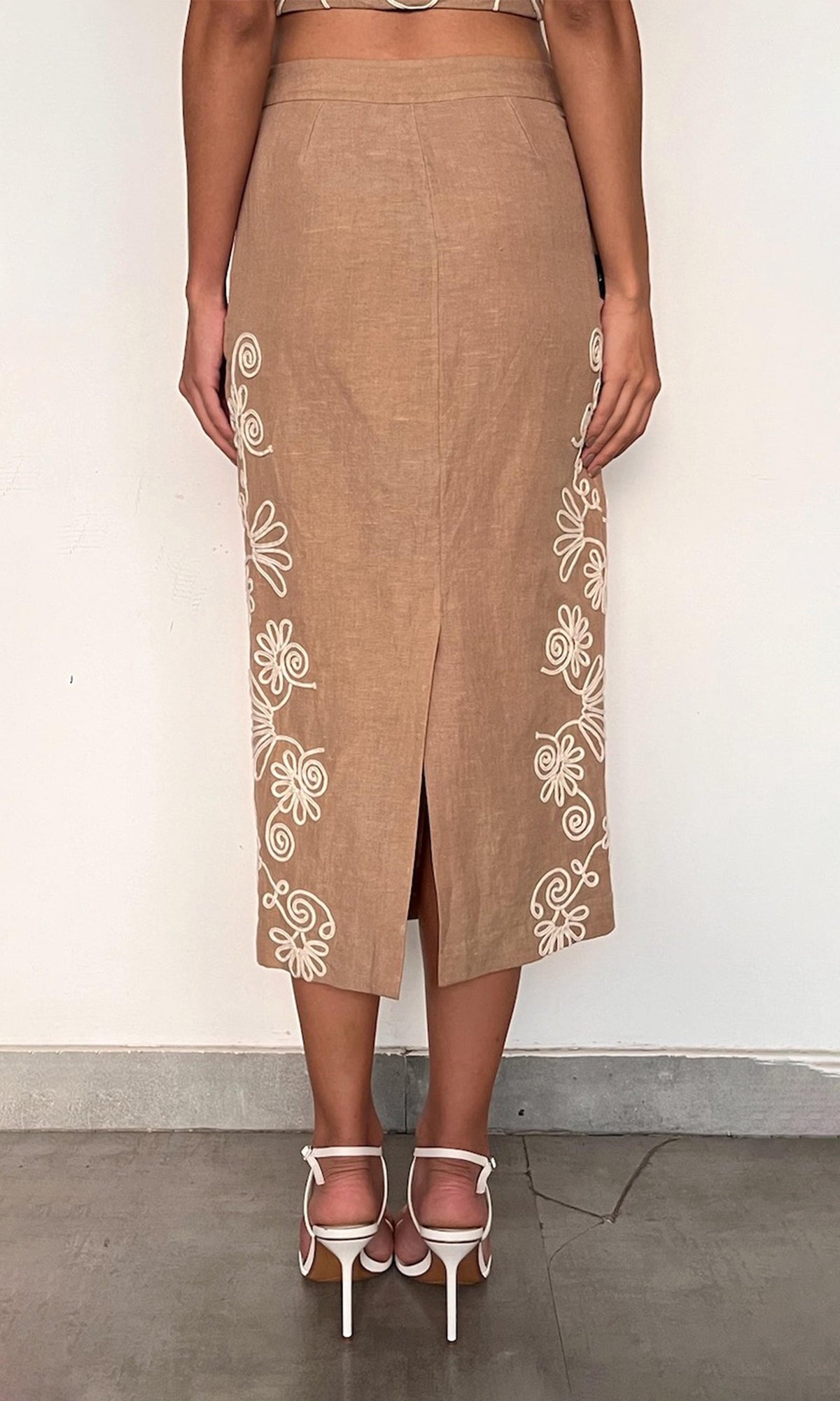 Womens | Mihi Linen Cotton Fitted Midi Skirt | Brown Off White
