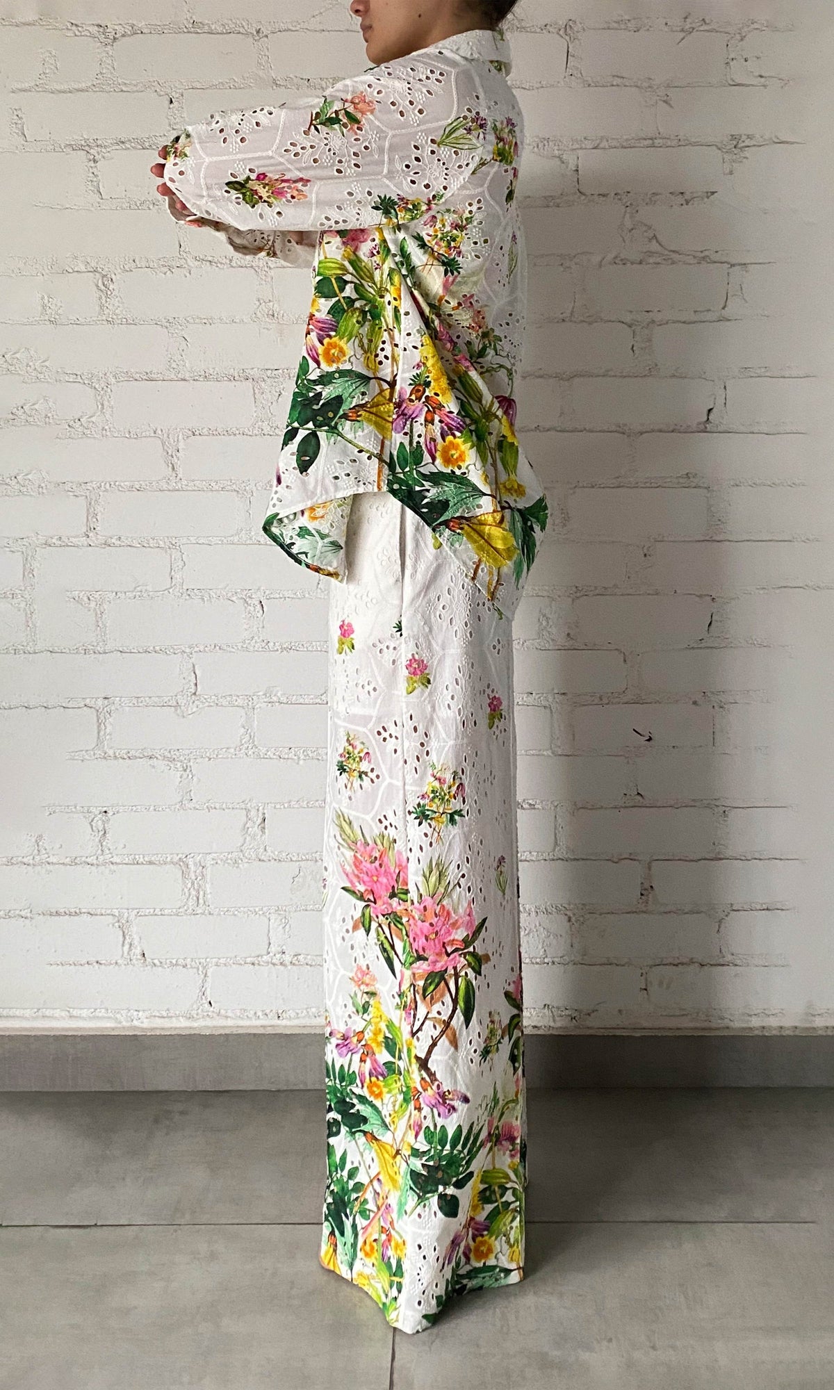Womens | Taha Cotton Schiffli Oversized Shirt With Cami | White Floral