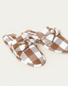 Color: Brown
