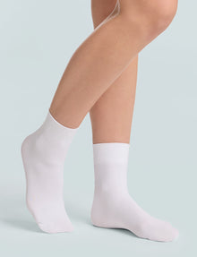 Ultimate Opaque Ankle Socks::White::Main