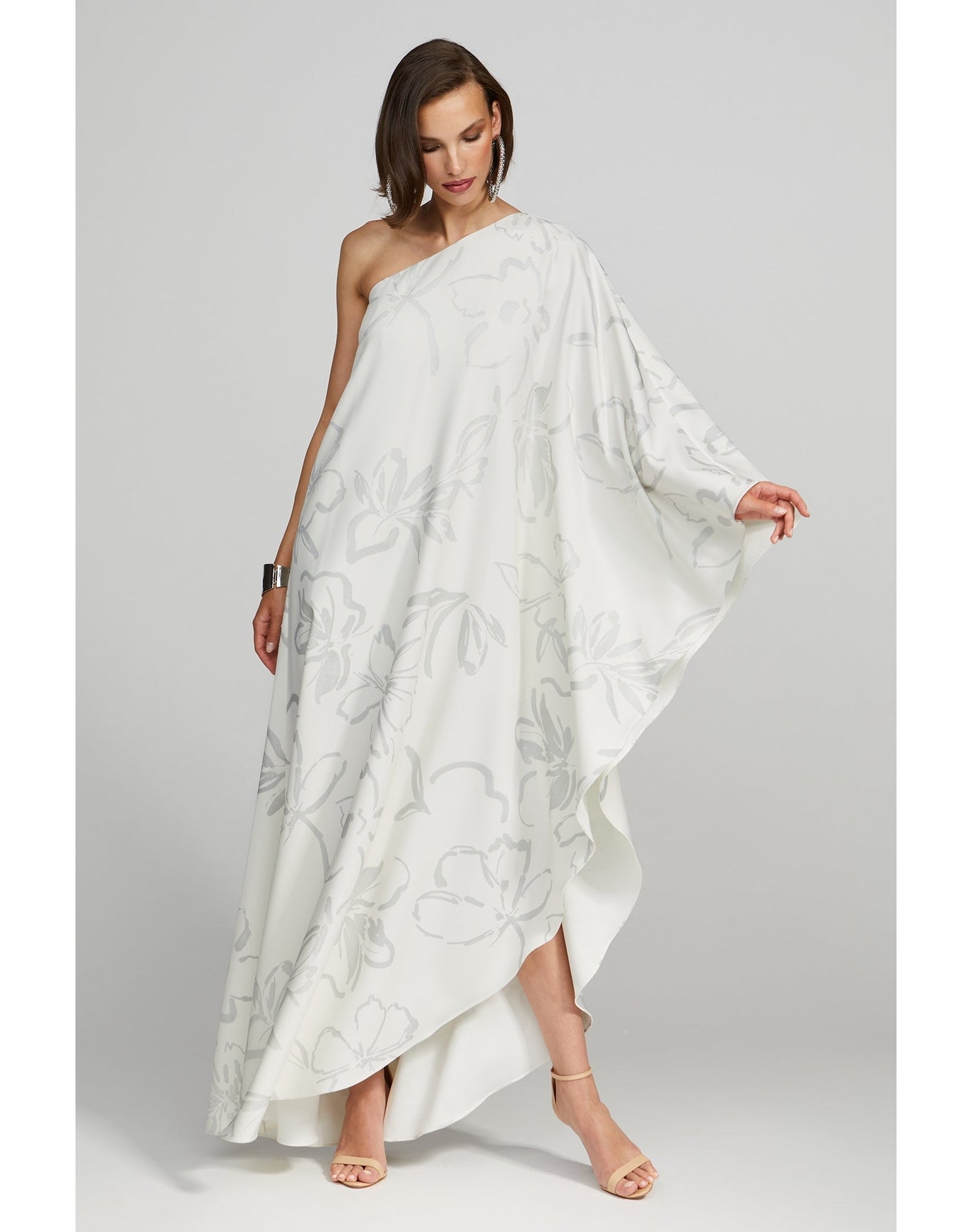 Halston | Nevean Caftain In Foil Crepe | Inked Floral