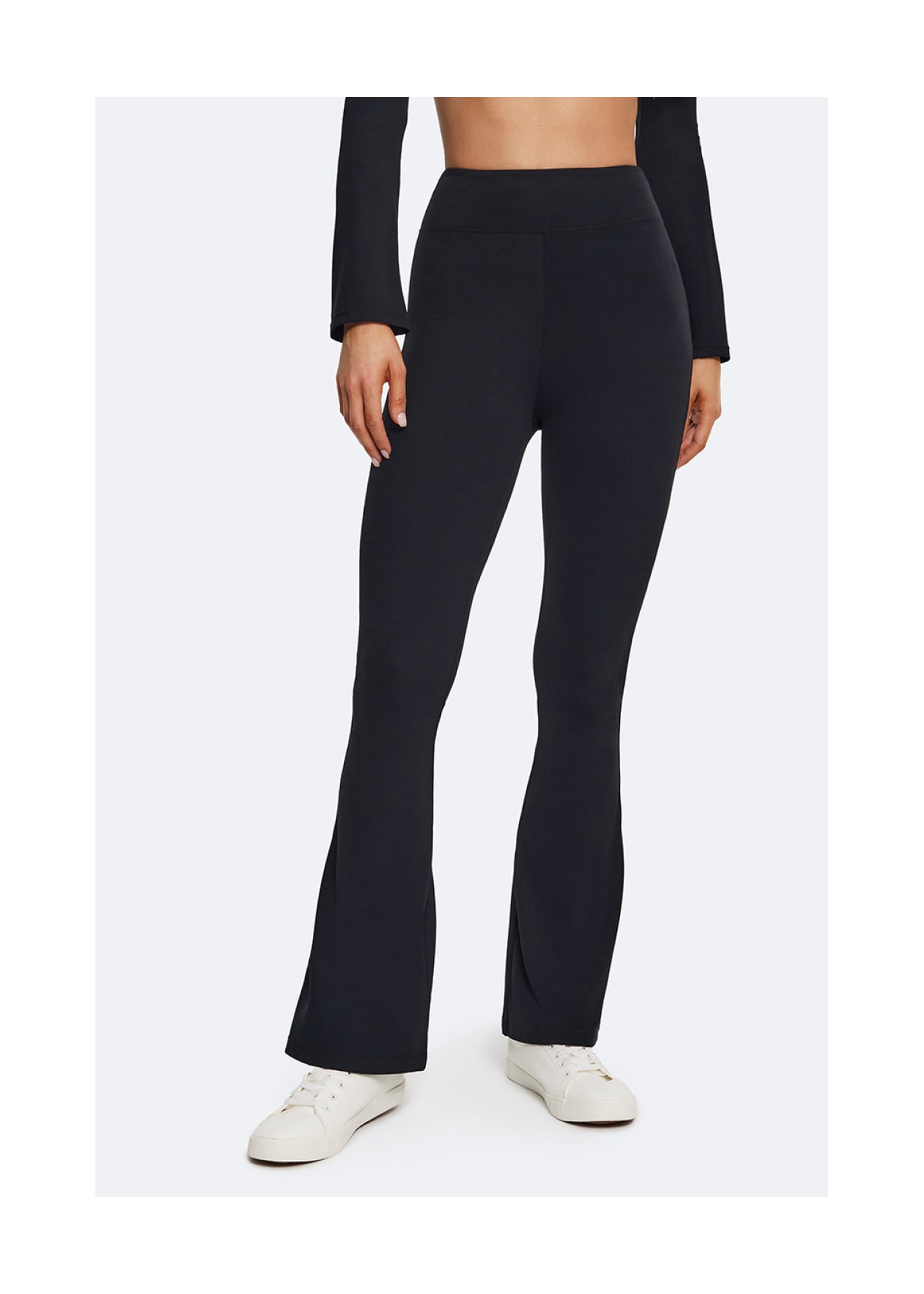 High-Waisted Flared Leggings | Black
