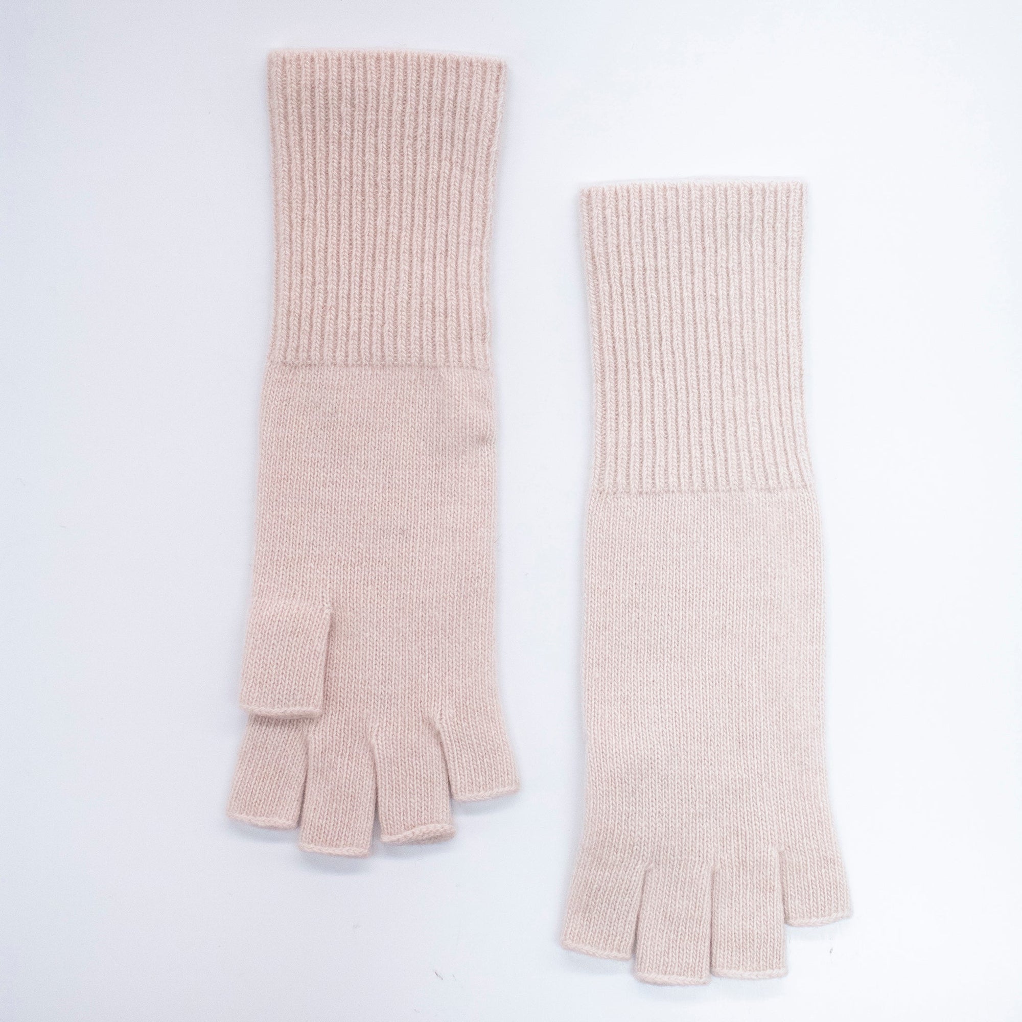 Cashmere Fingerless Gloves | Soft Pink