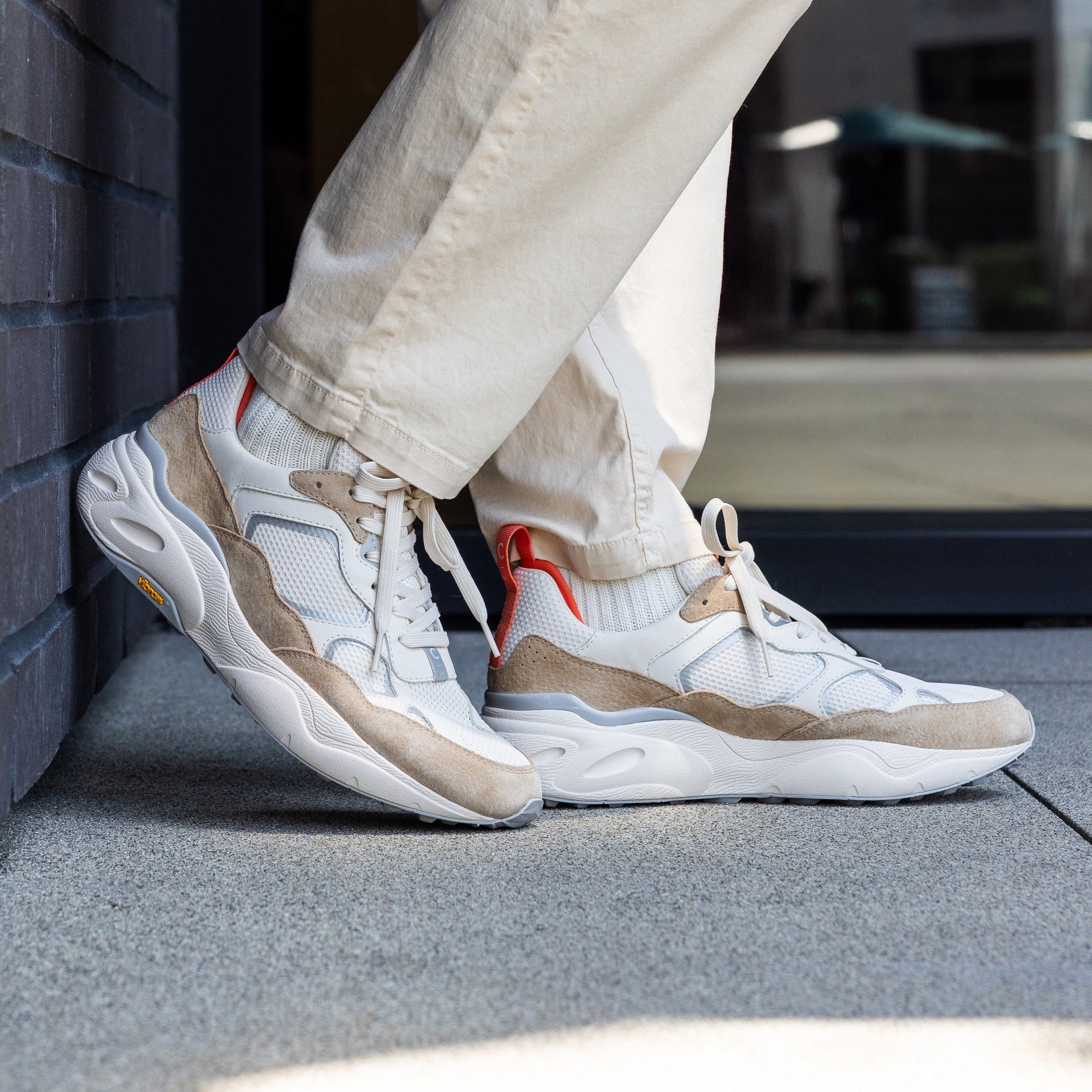 Unisex | Salazar | Off-White Safari Camellia