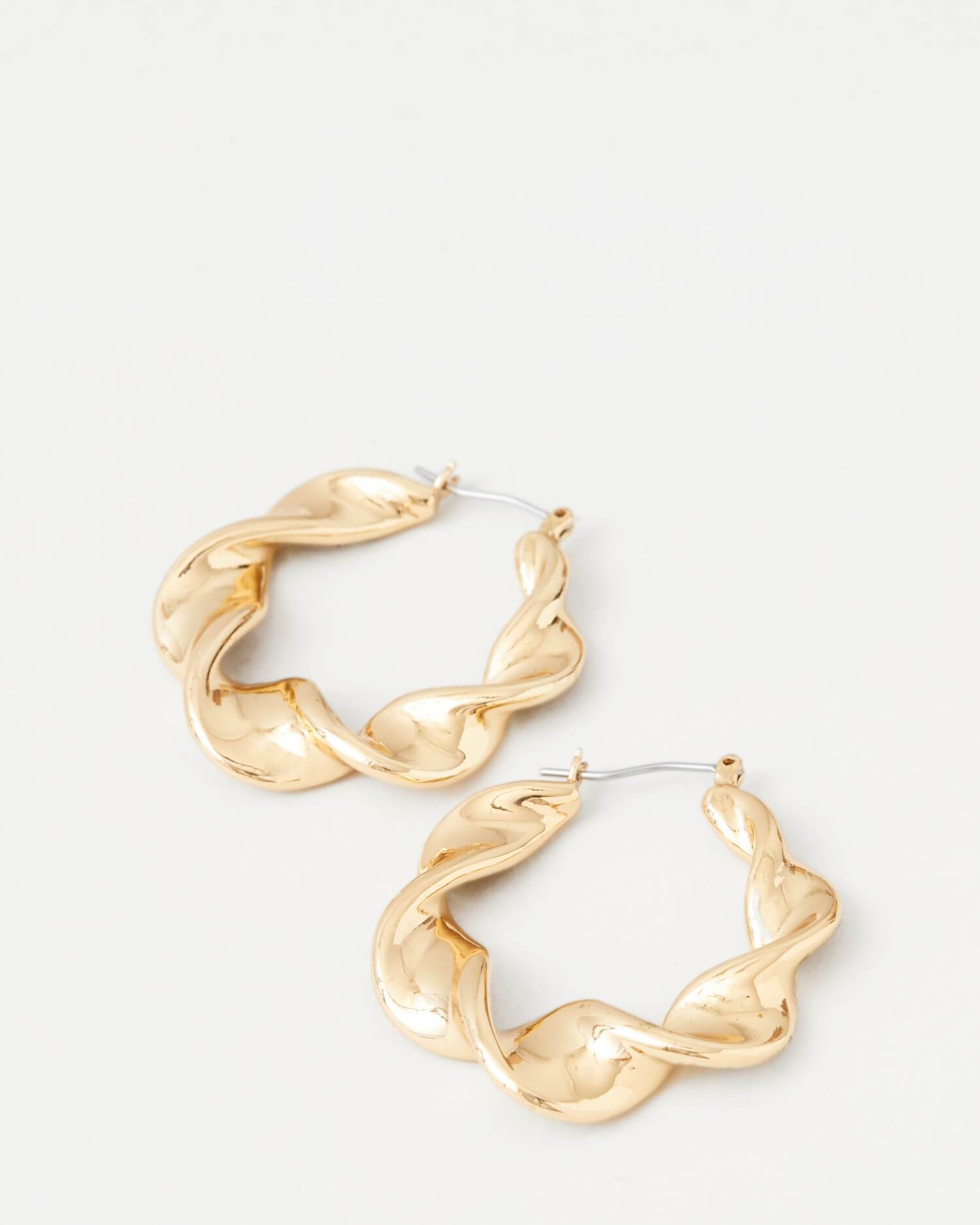Color:Gold