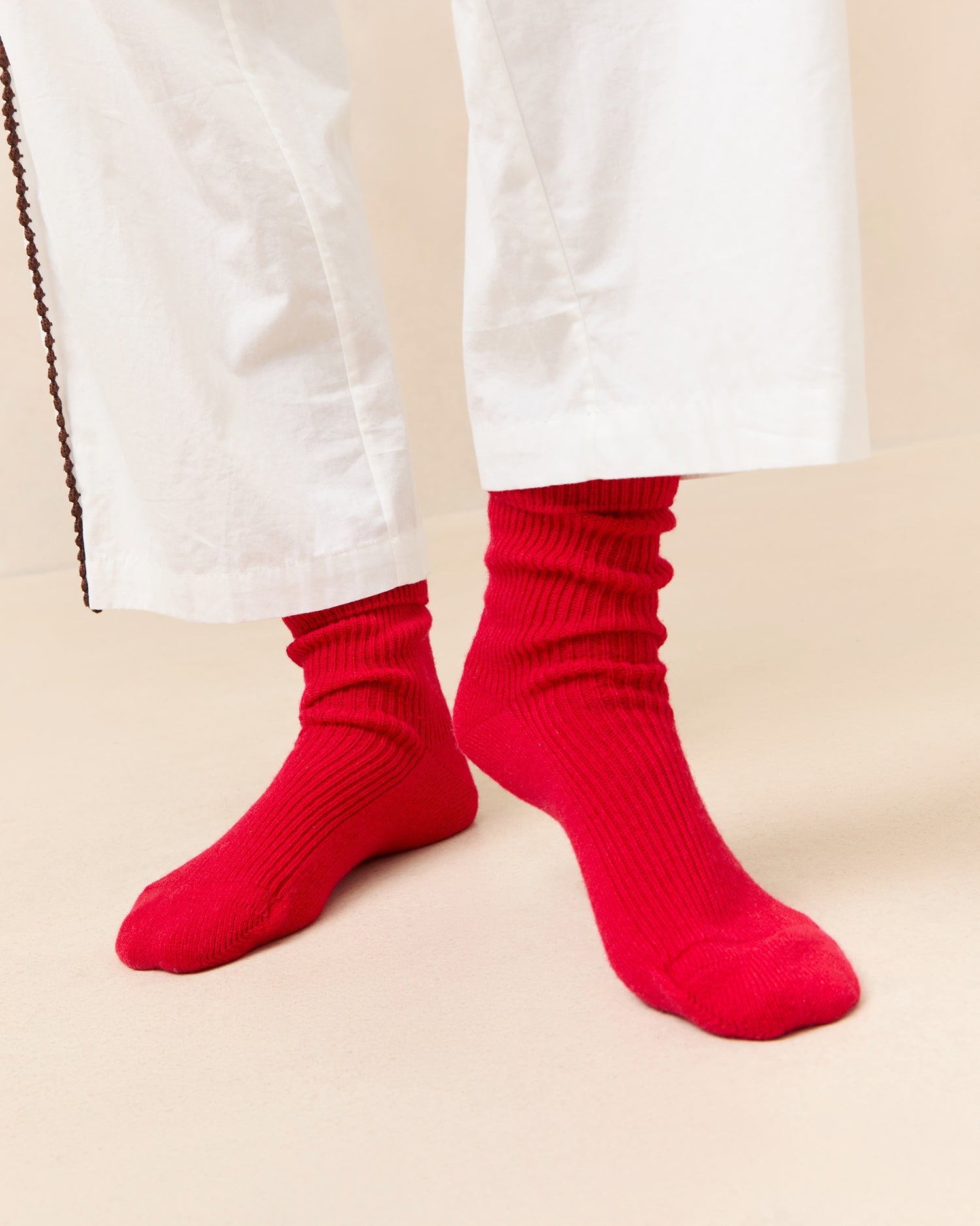 Color: Red