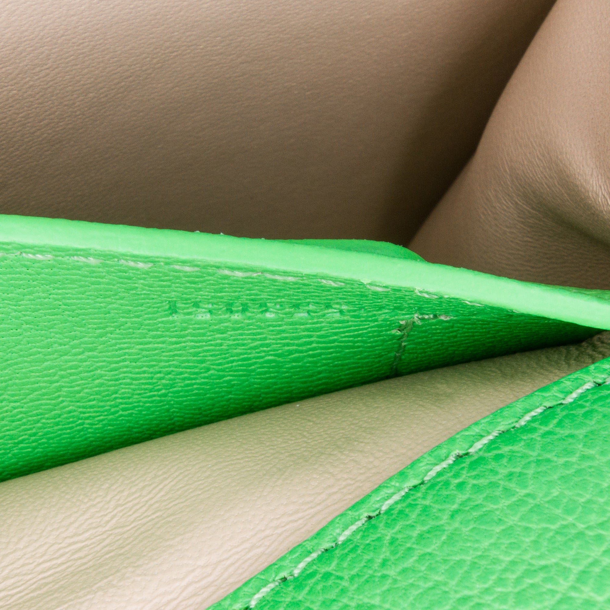 Alexander McQueen | Pre-Owned Calfskin Four Ring Knuckle Satchel | Green