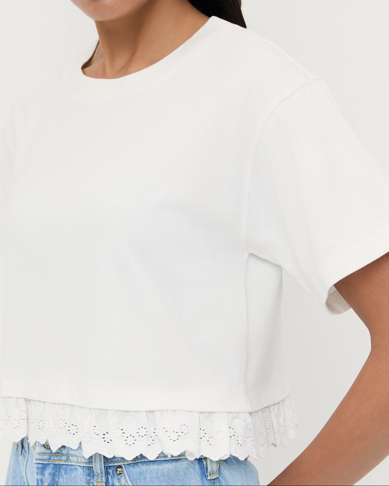 Color: Cream