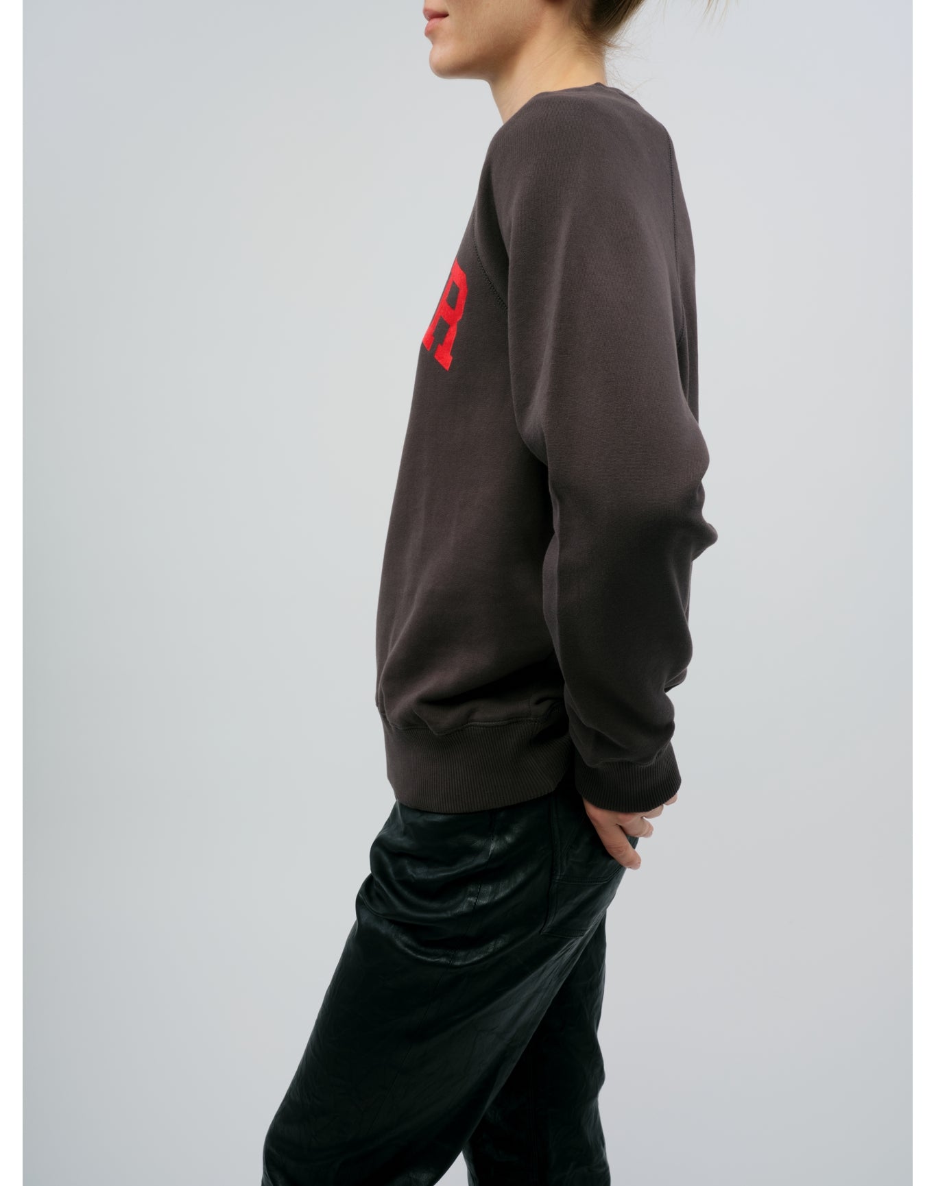 Upper Mo Amour Flock Sweatshirt | Carbon