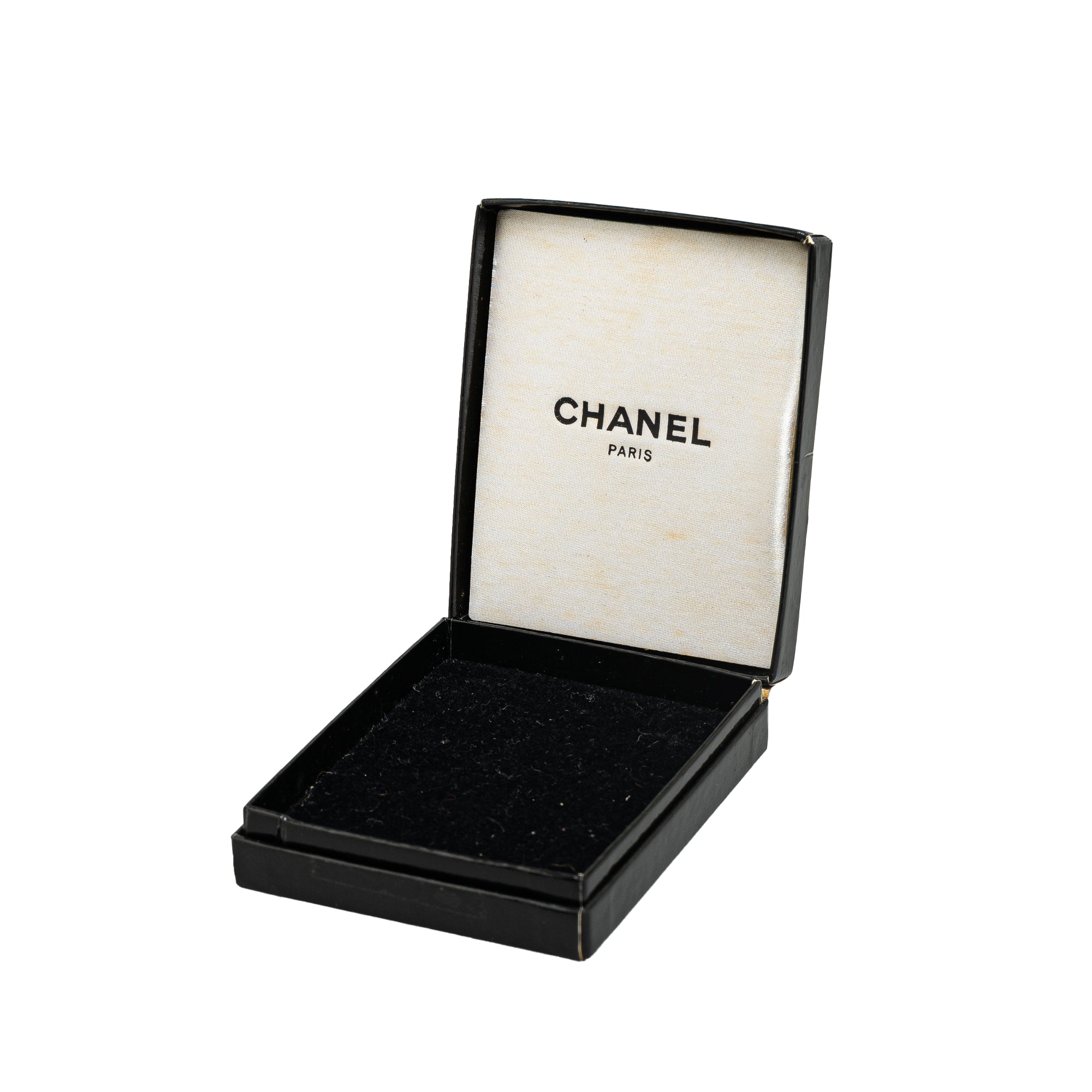 Chanel | Pre-Owned Gold Plated Enamel CC Brooch | White