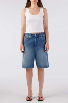 AMO Denim | Laura Short in Off Beat