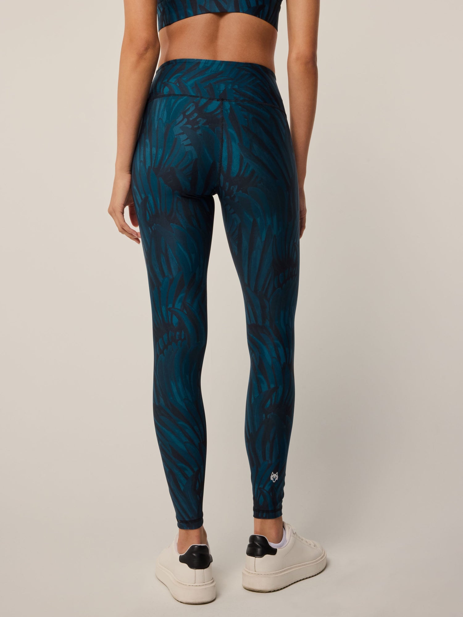 Women | Luna Camo Feather Legging | Aegean
