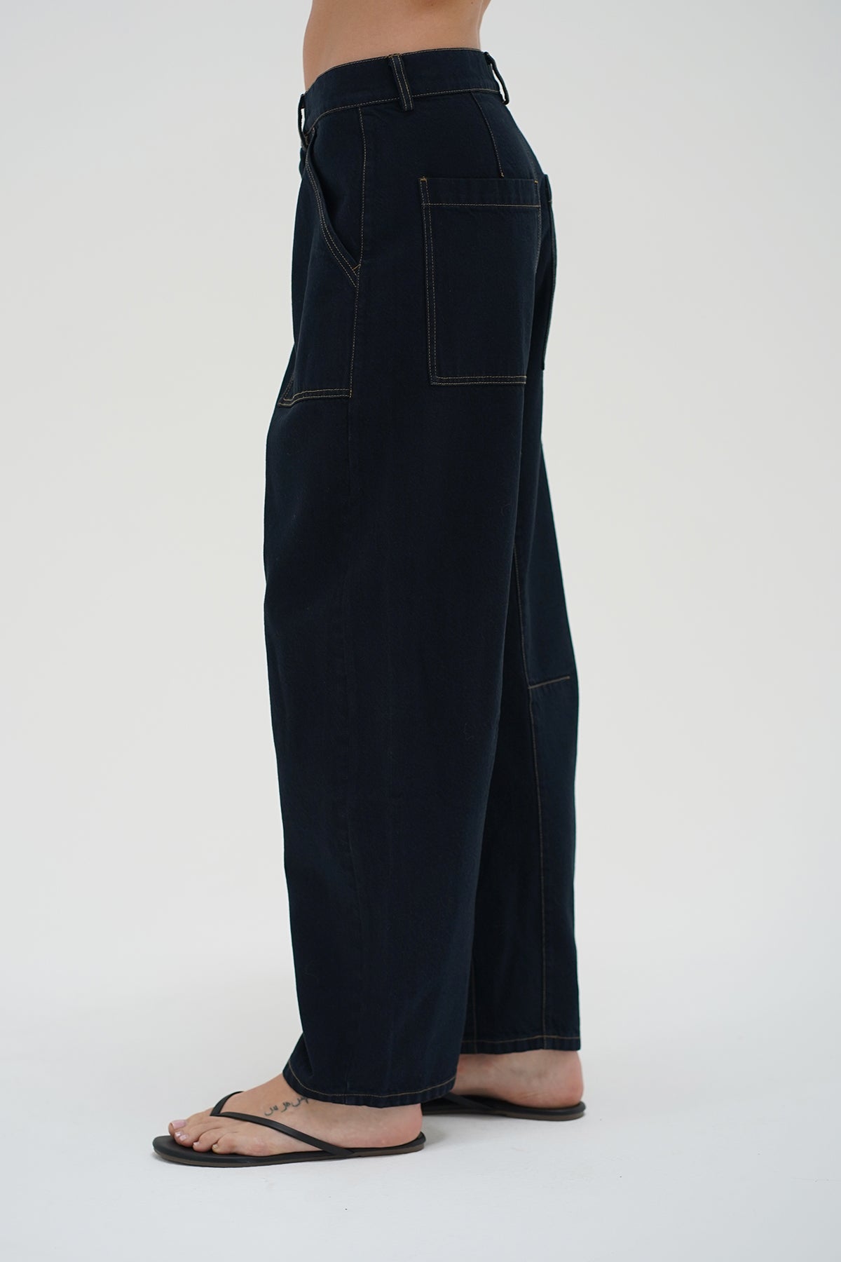 LNA Cross Creek Pant in raw look denim