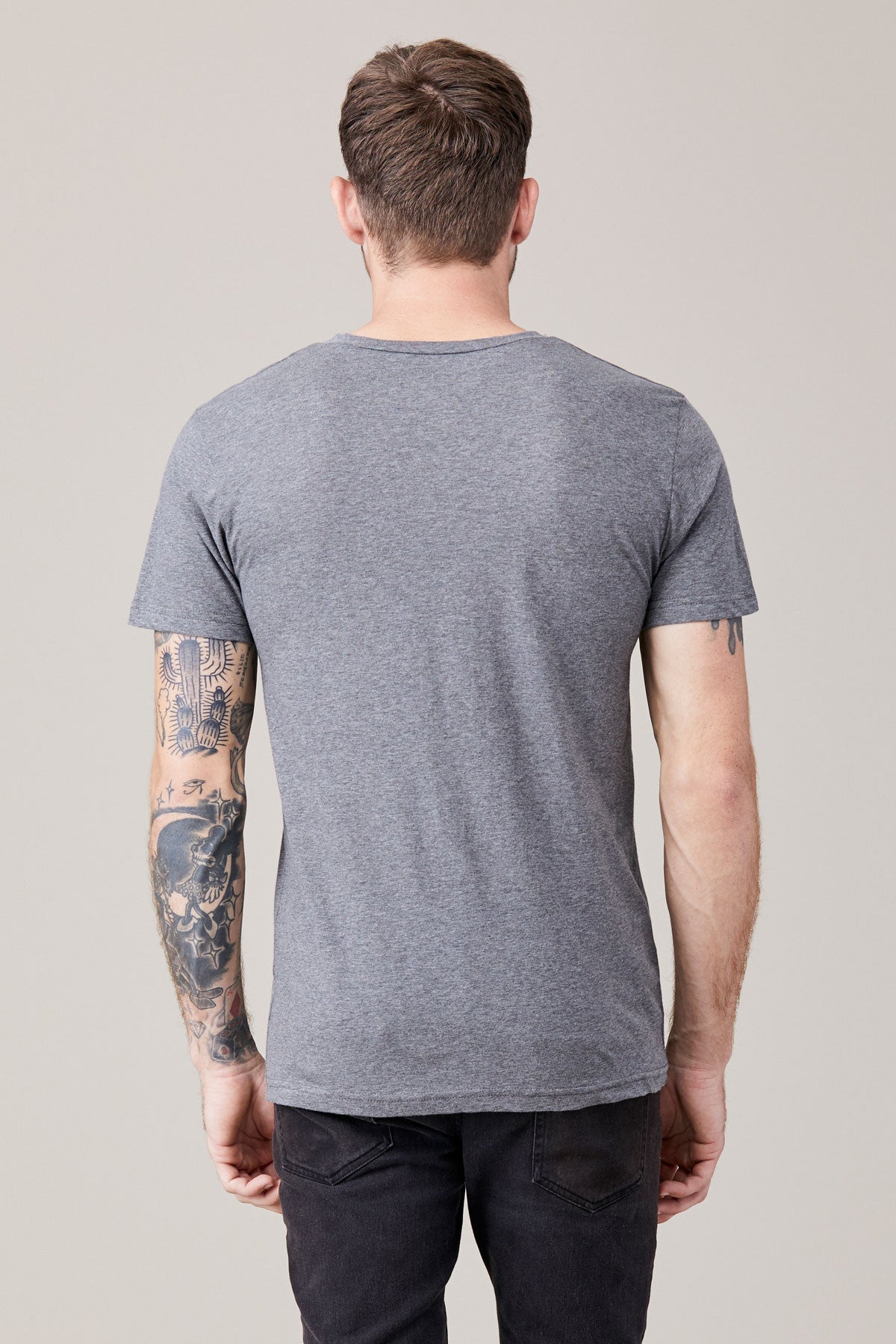 Men | Short Sleeve V Neck | Heather Grey