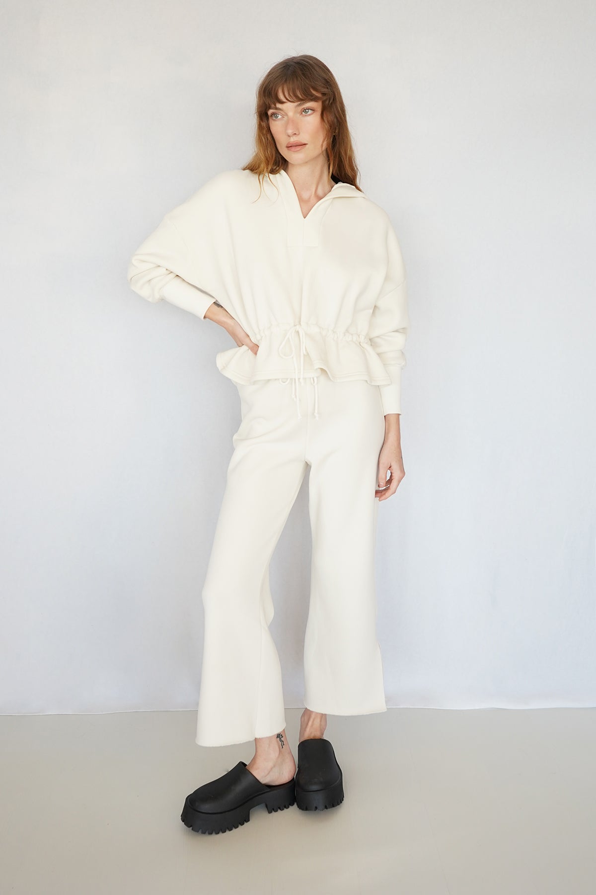 Women | Skate Sweat | Egret