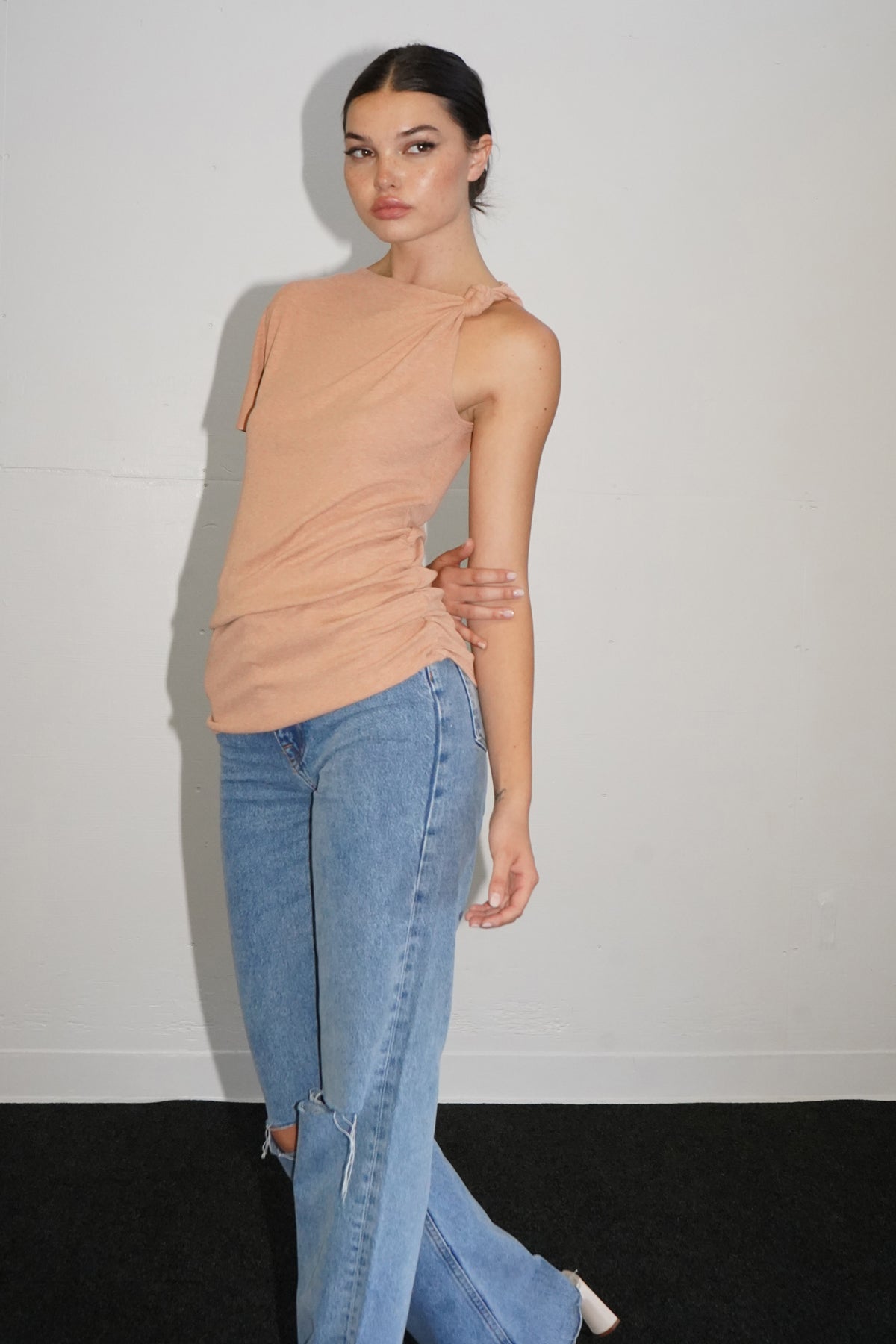 LNA Sarai Twist Shoulder Rib Top in Heather Blush