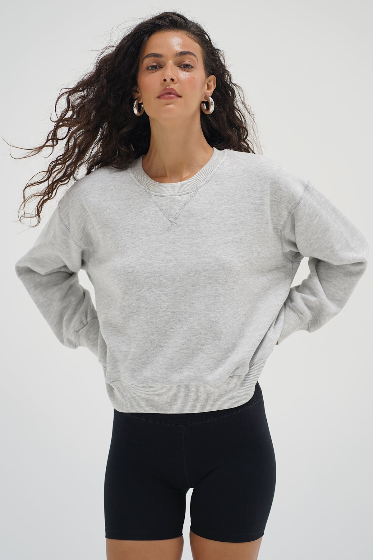 Women | Vintage Daniel Sweatshirt | Heather Grey