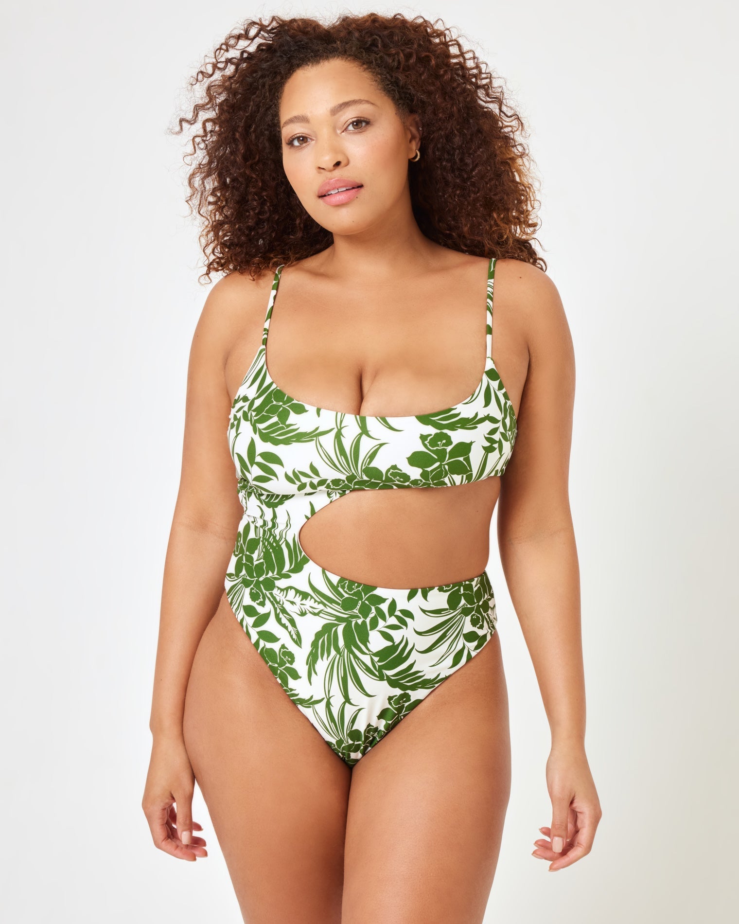 Destination Paradise | Model: Amber (size: XL)