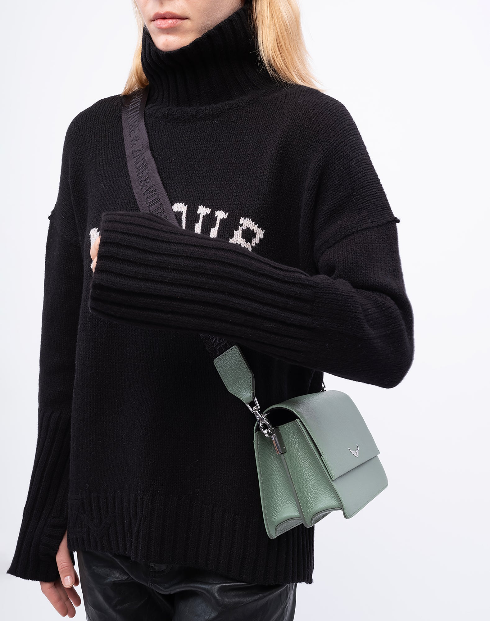 Lolita Wings Grained Leather Bag - I | Soul