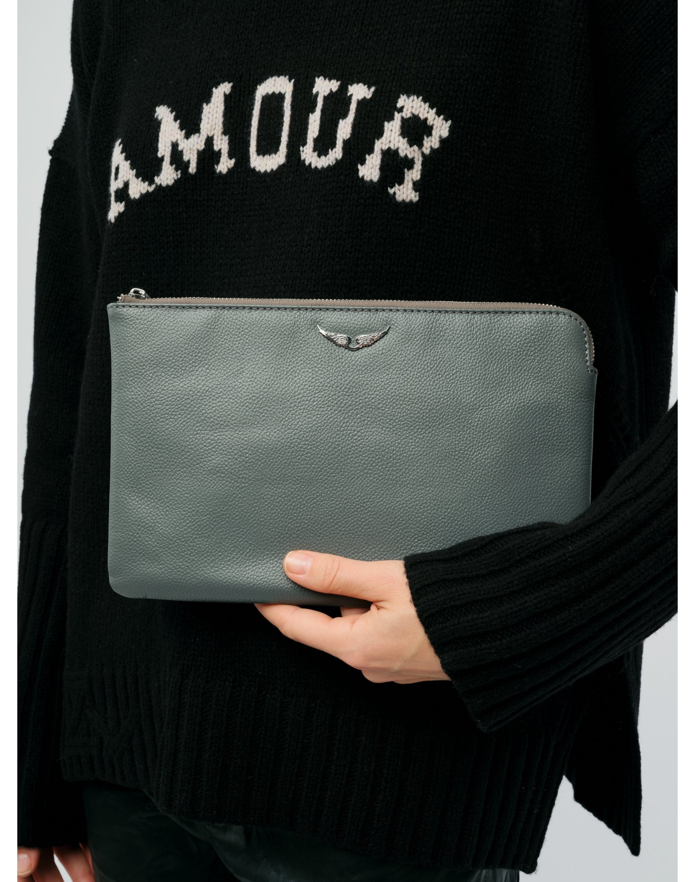Uma Wings Grained Leather Small Pouch | Road