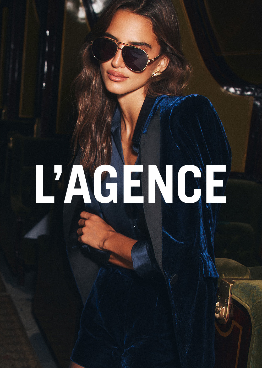 L'AGENCE, LA