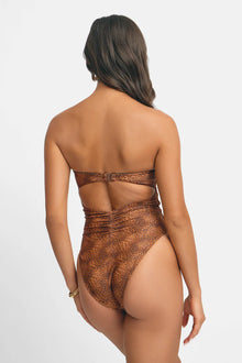 Women | Scarlet One Piece | Leopard