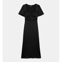 Long Dress With Lace Details | Women | Black