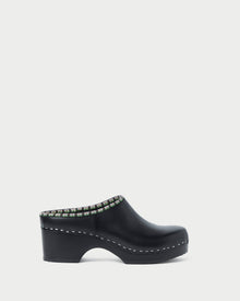 Color: Black/Floral Ribbon