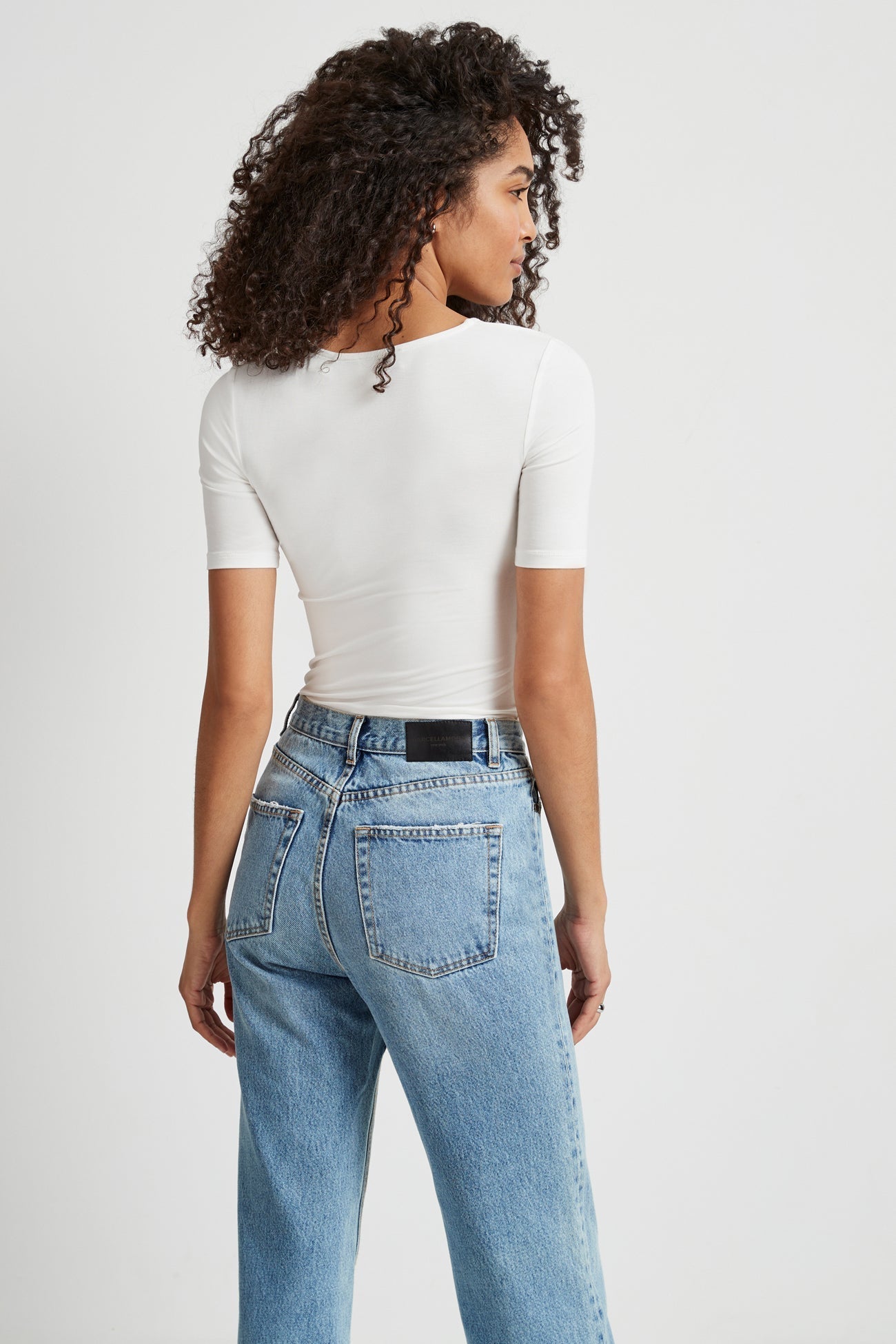 #Off White