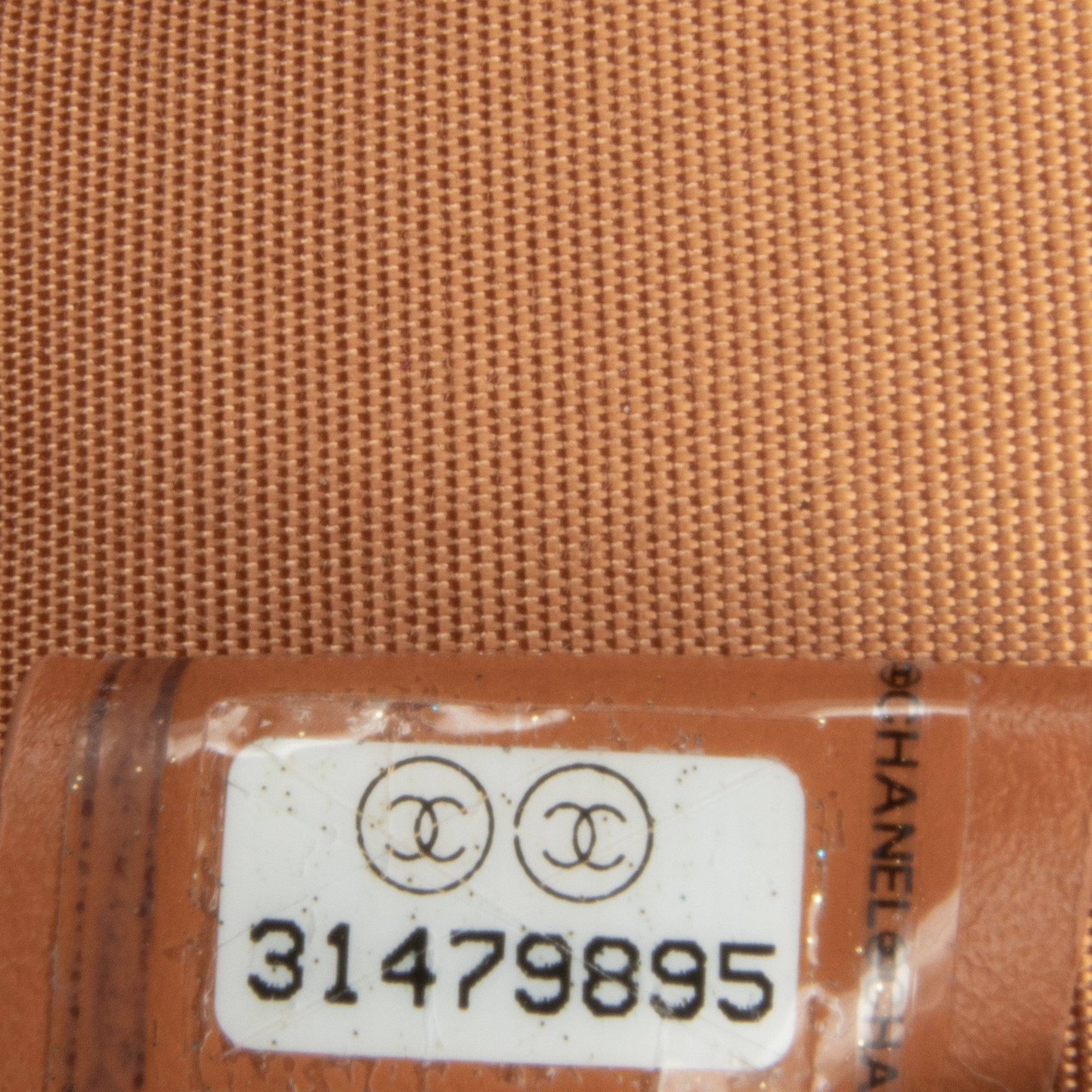 Chanel | Pre-Owned Lambskin 19 Round Clutch with Chain | Brown