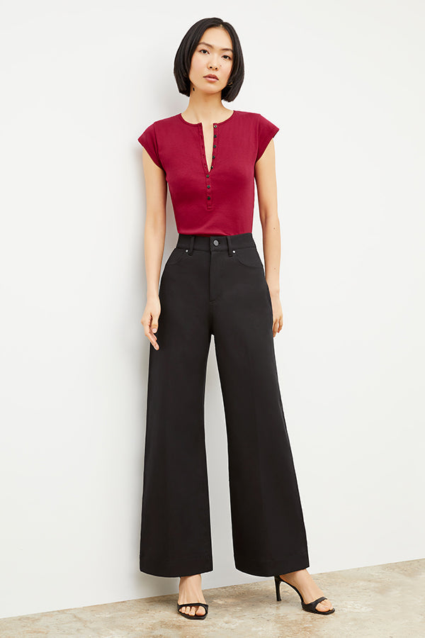 Front image of a woman wearing the Milo Jean in Black | Exclude