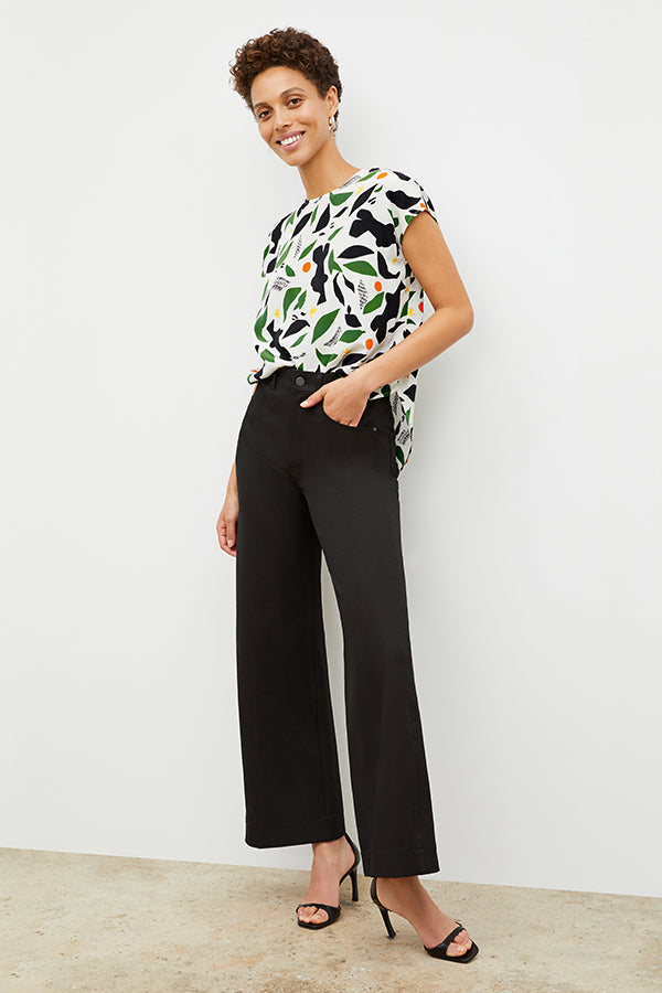 Front image of a woman wearing the Milo Jean in Black | Exclude