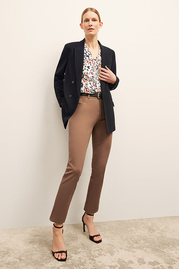 front image of a woman wearing the roma jean in saddle | Exclude | Grid