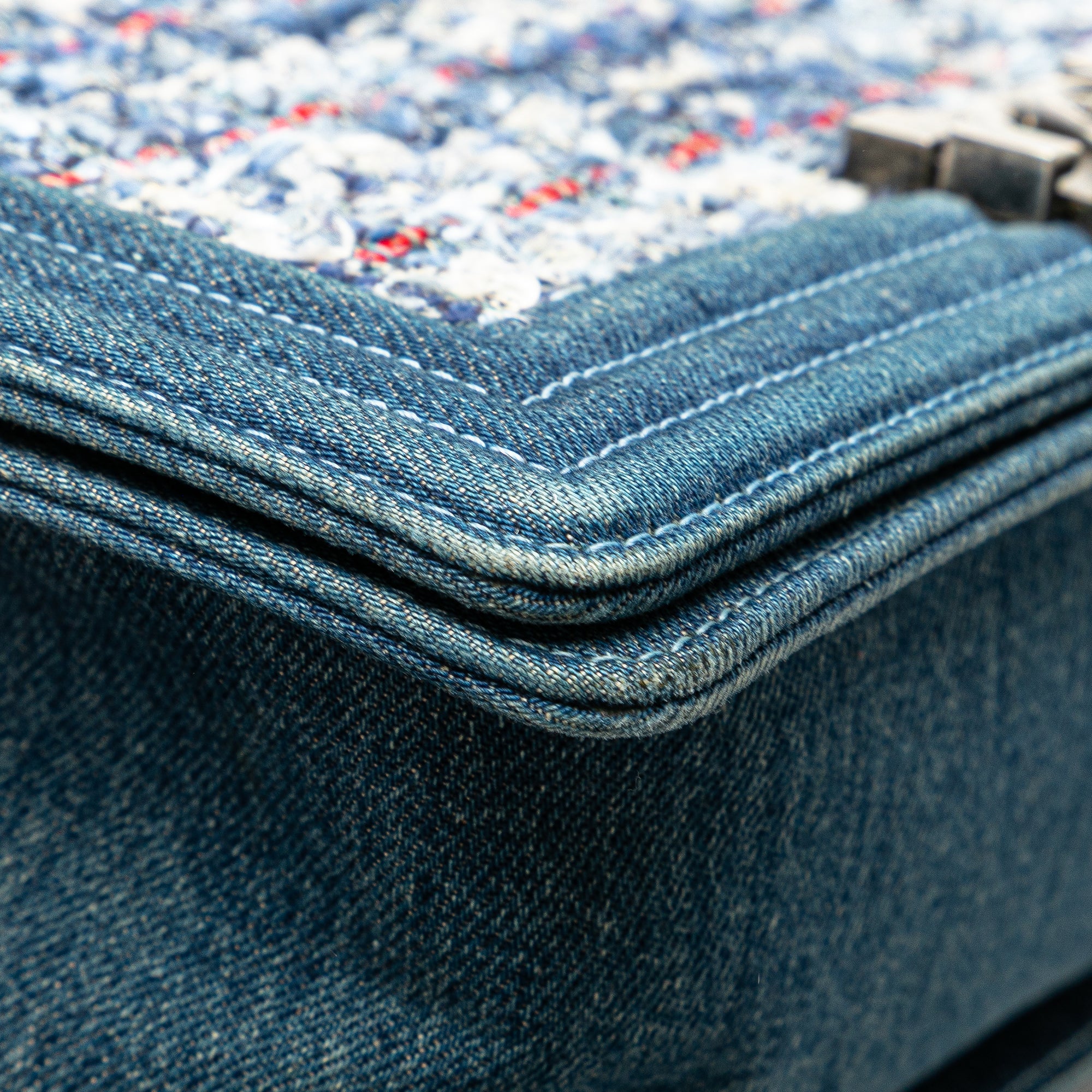 Chanel | Pre-Owned Medium Denim and Tweed Boy Bag | Blue