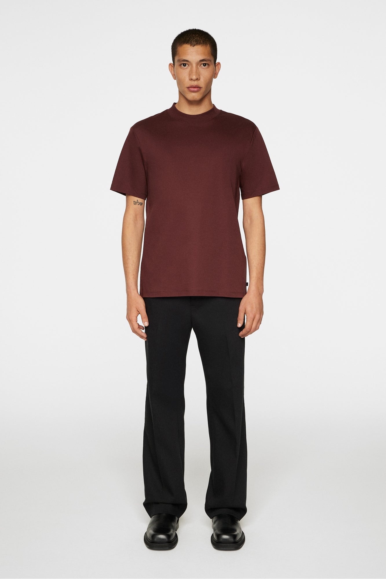 Men | Ace Mock Neck T-Shirt | Bitter Chocolate