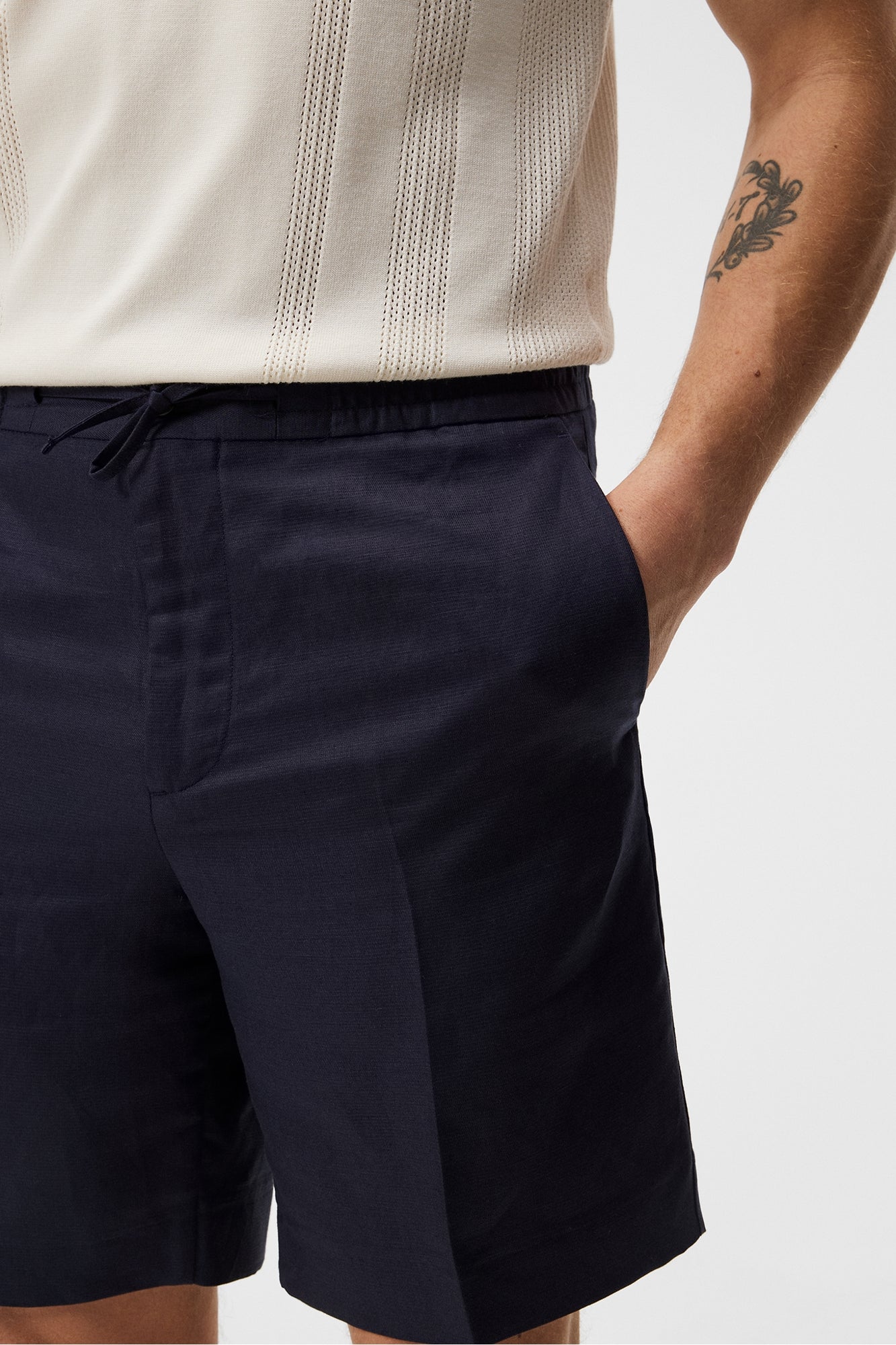 Men | Baron Tencel Linen Shorts | JL Navy